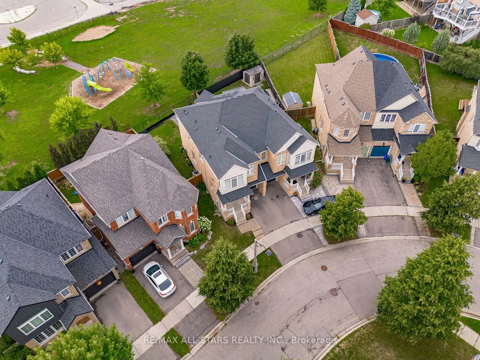 166 James Ratcliff Avenue