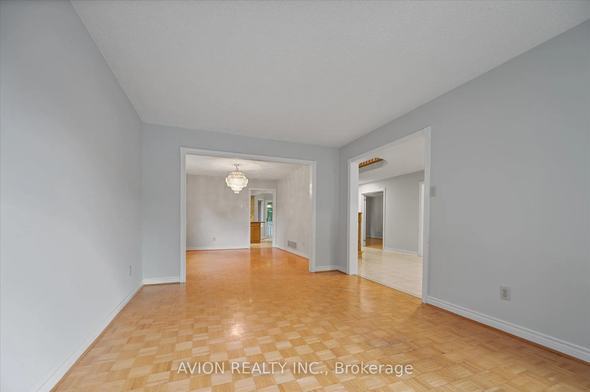 226 Westmount Boulevard