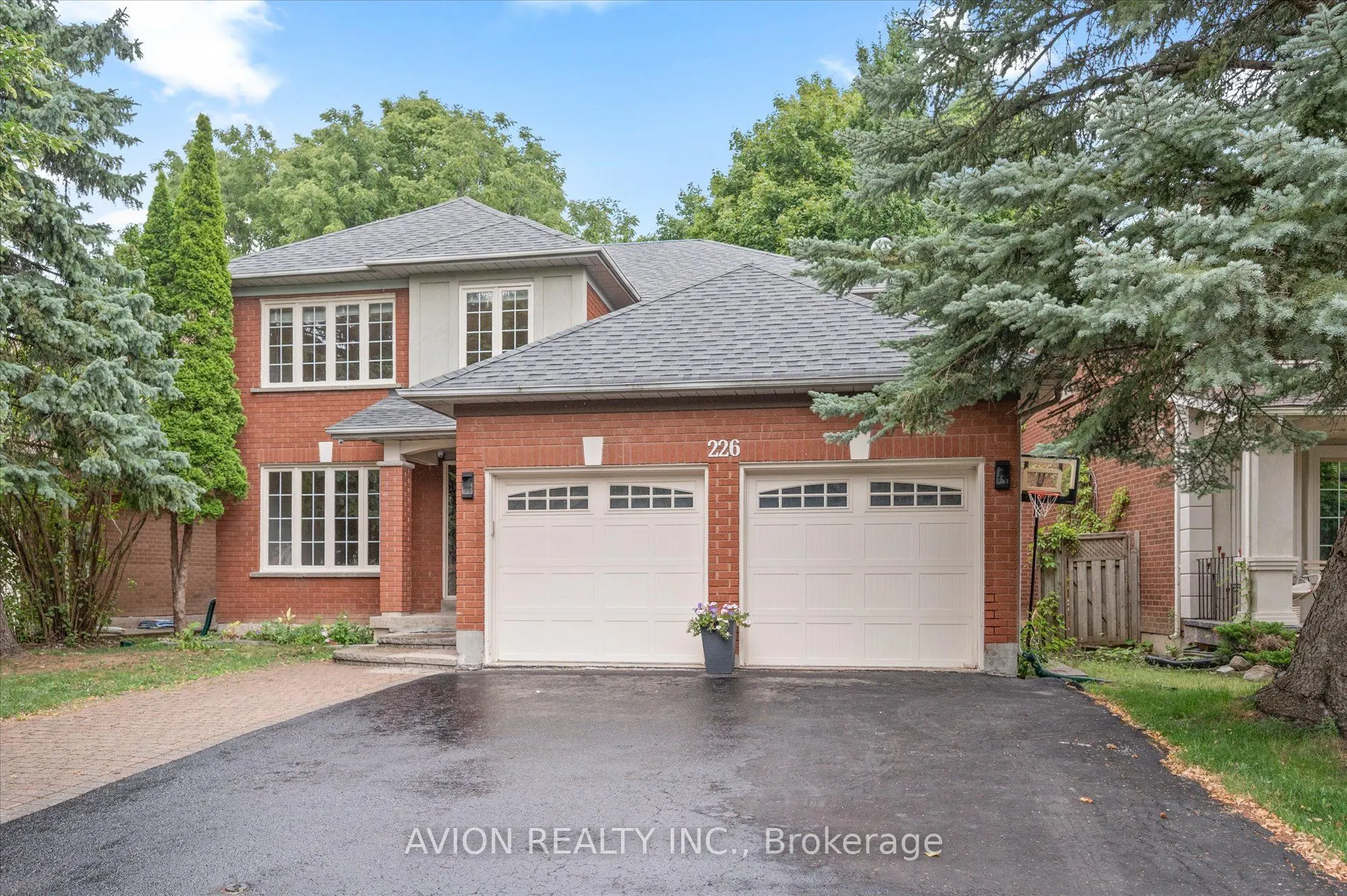 226 Westmount Boulevard