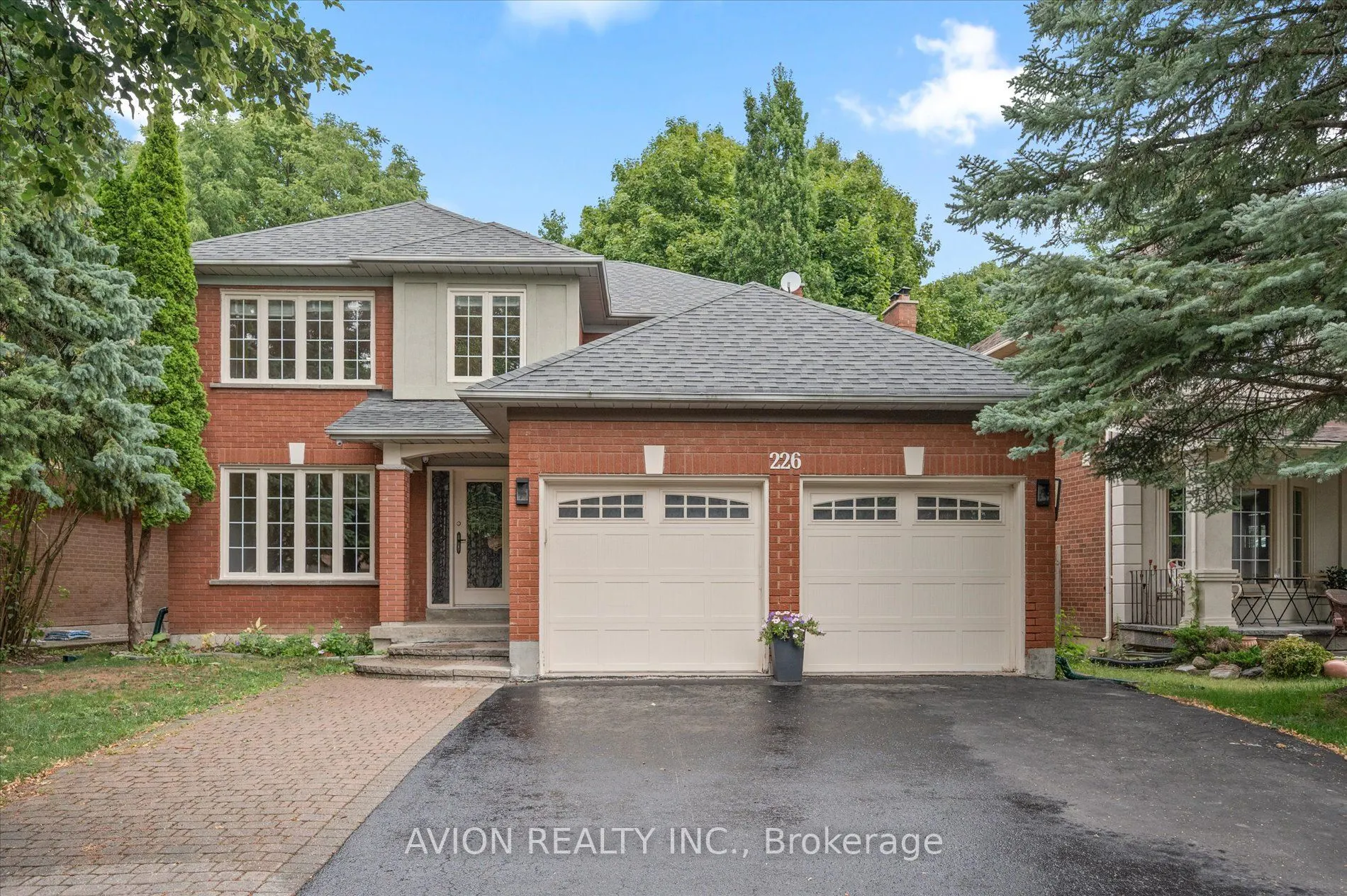 226 Westmount Boulevard