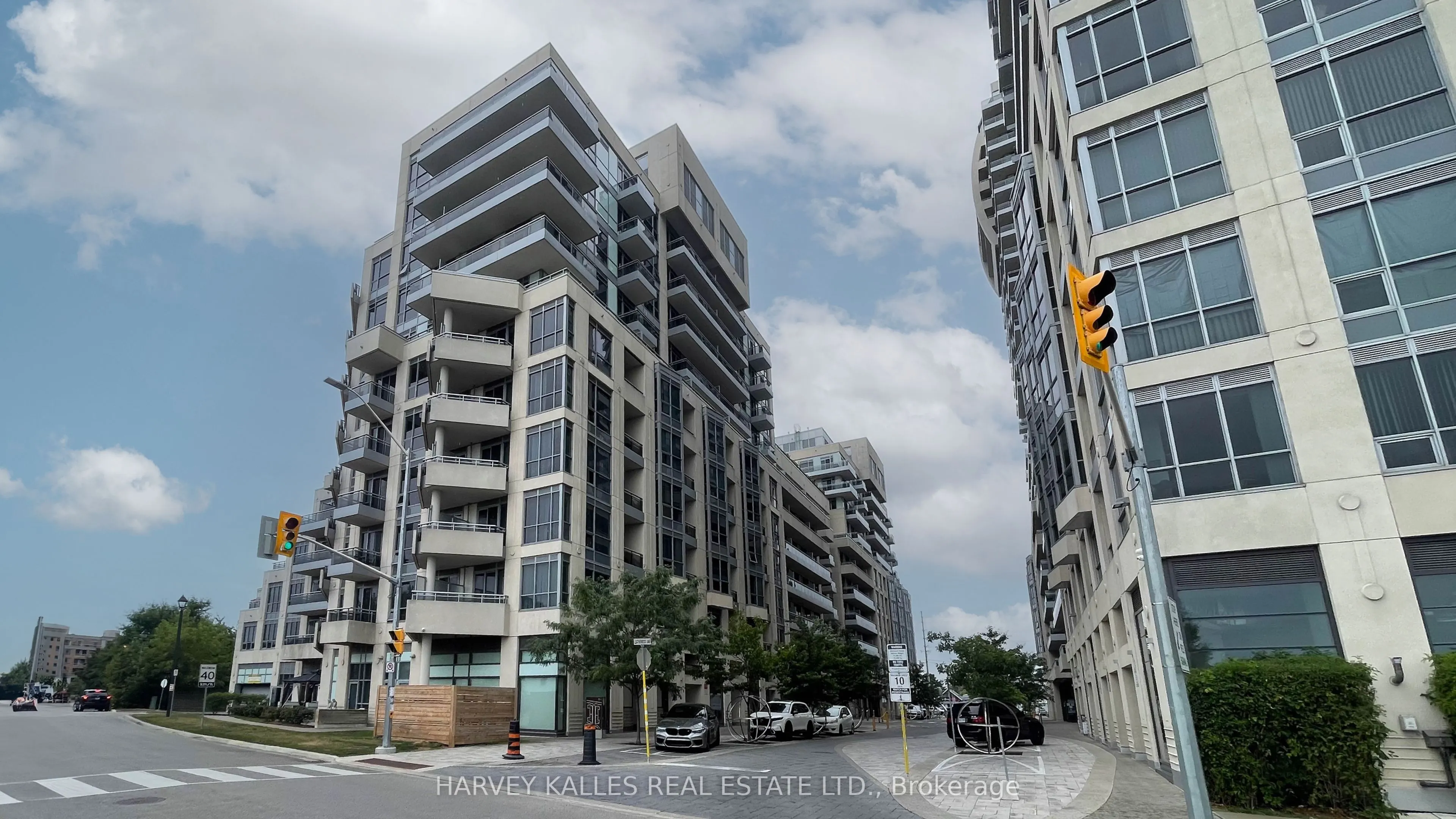 9199 Yonge Street, #SE204