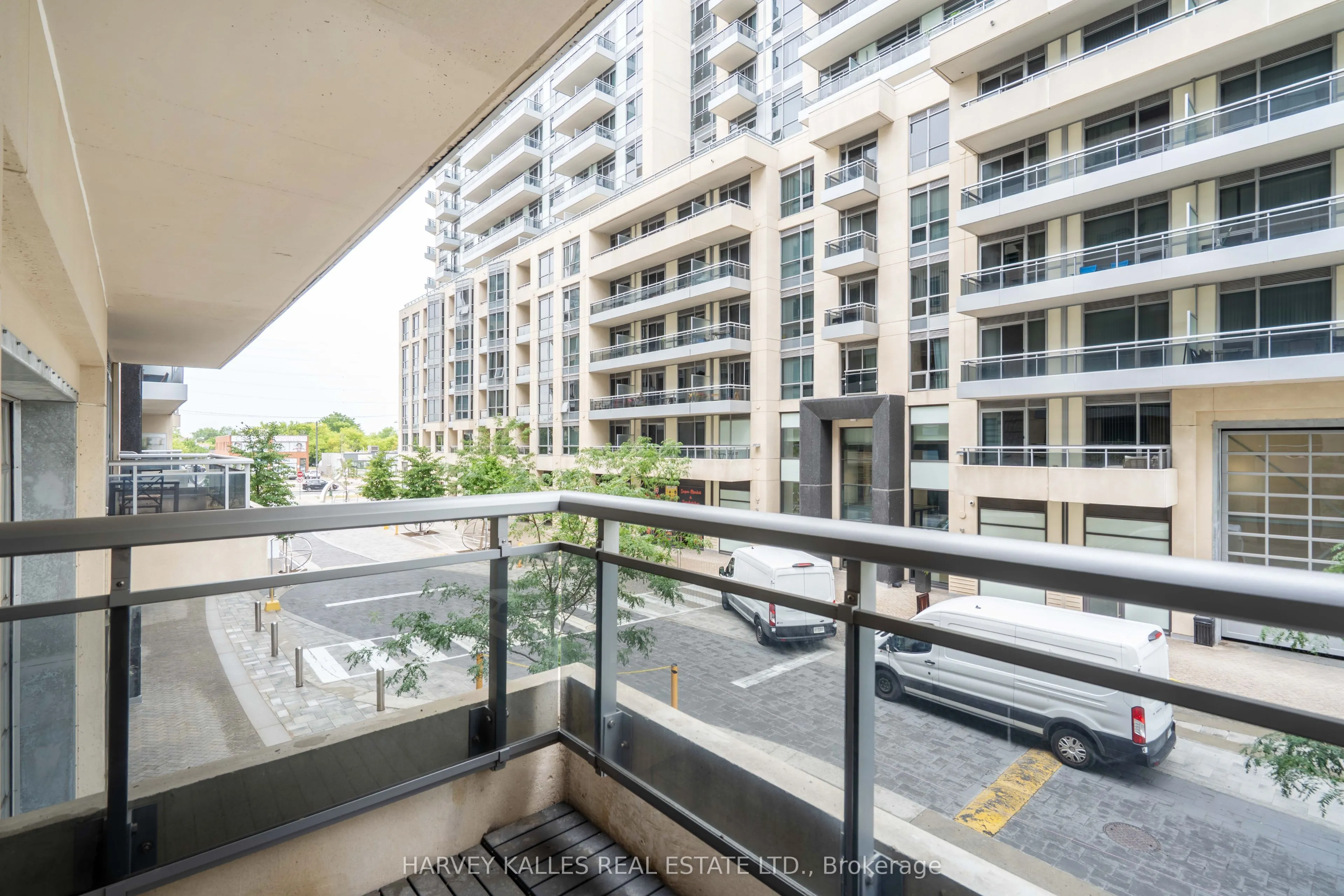 9199 Yonge Street, #SE204