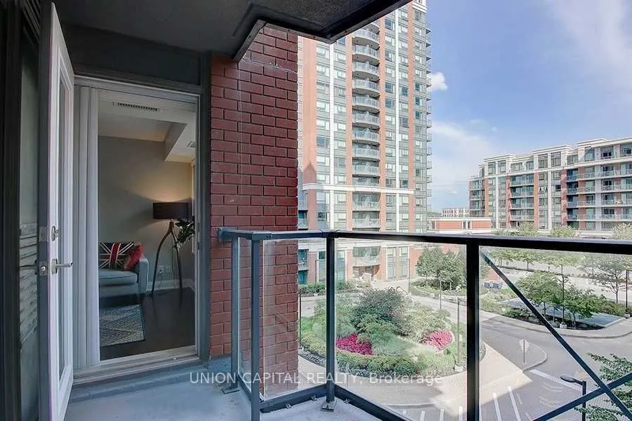 8200 BIRCHMOUNT Road, #503