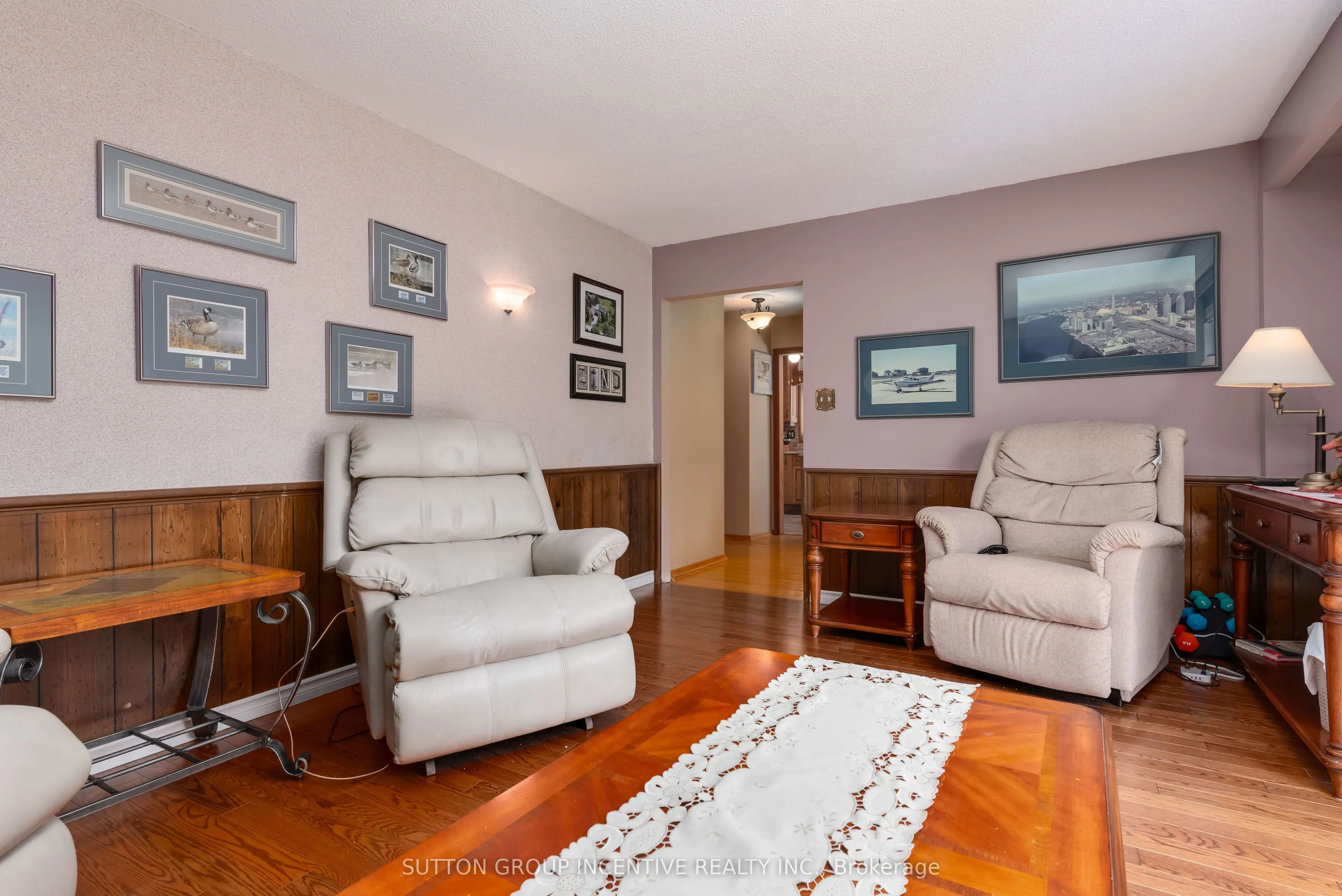 1983 Innisfil Heights Crescent