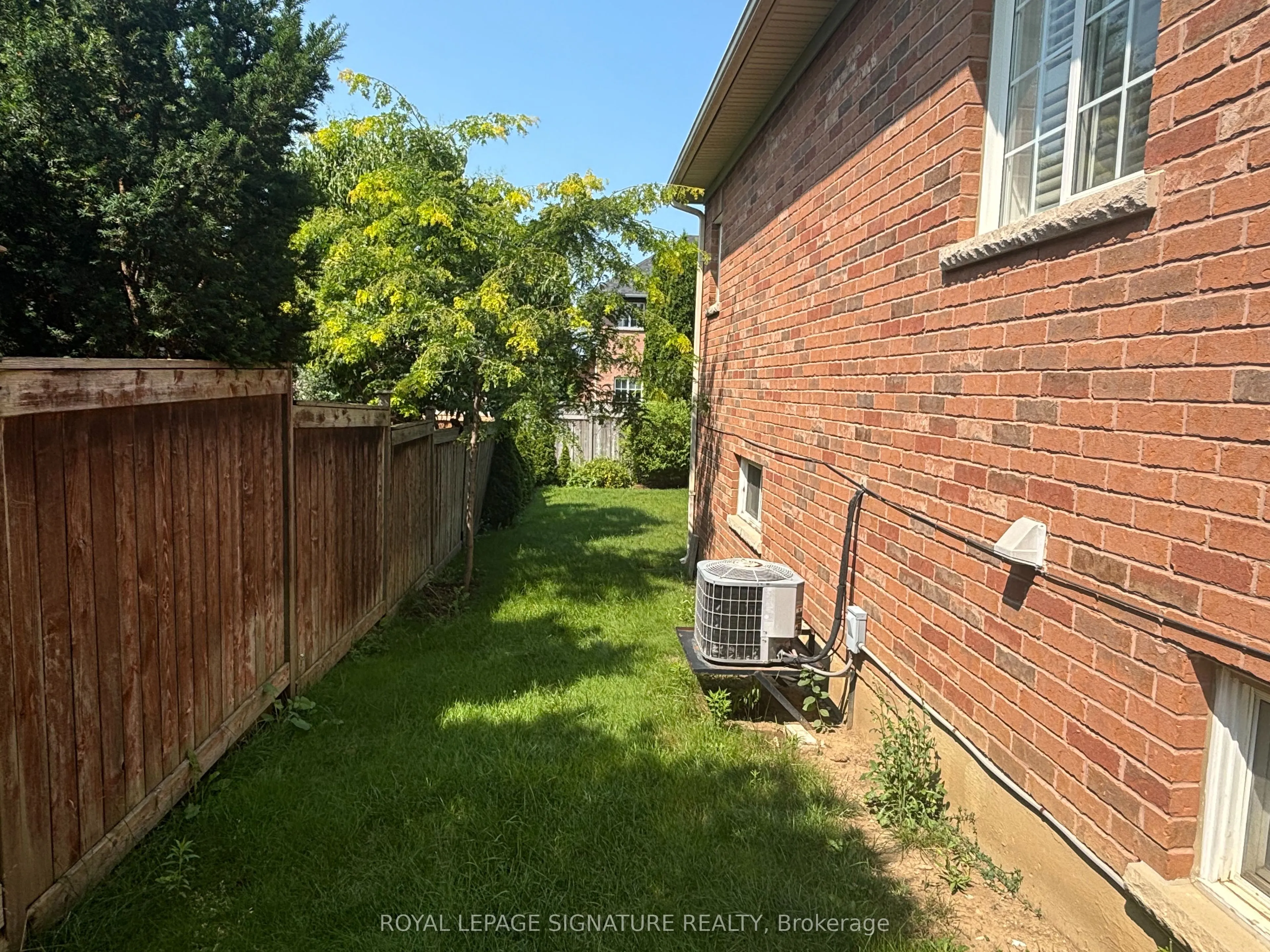 72 Velmar Drive N, #Bsmt