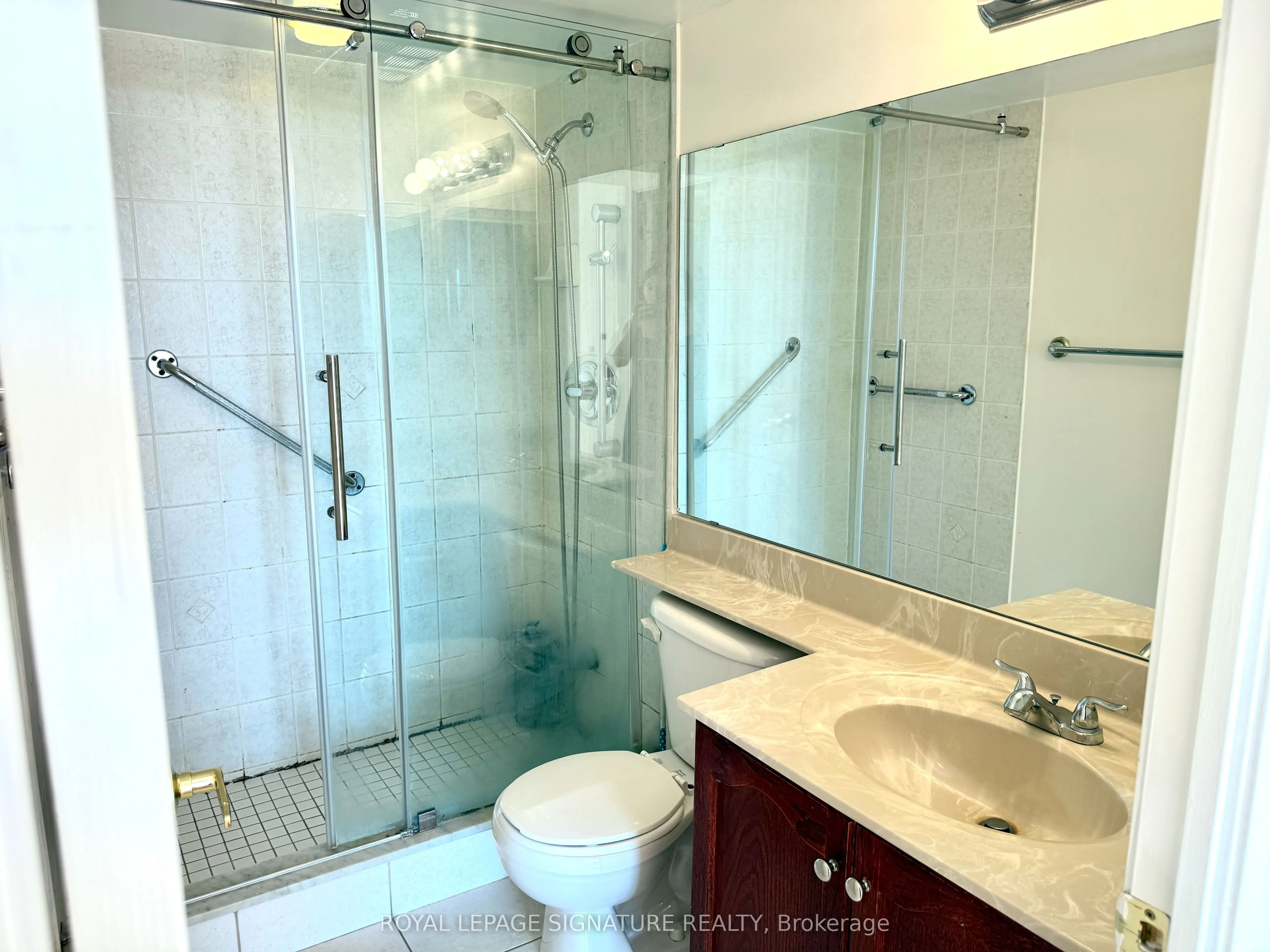 9 Northern Heights Drive, #905