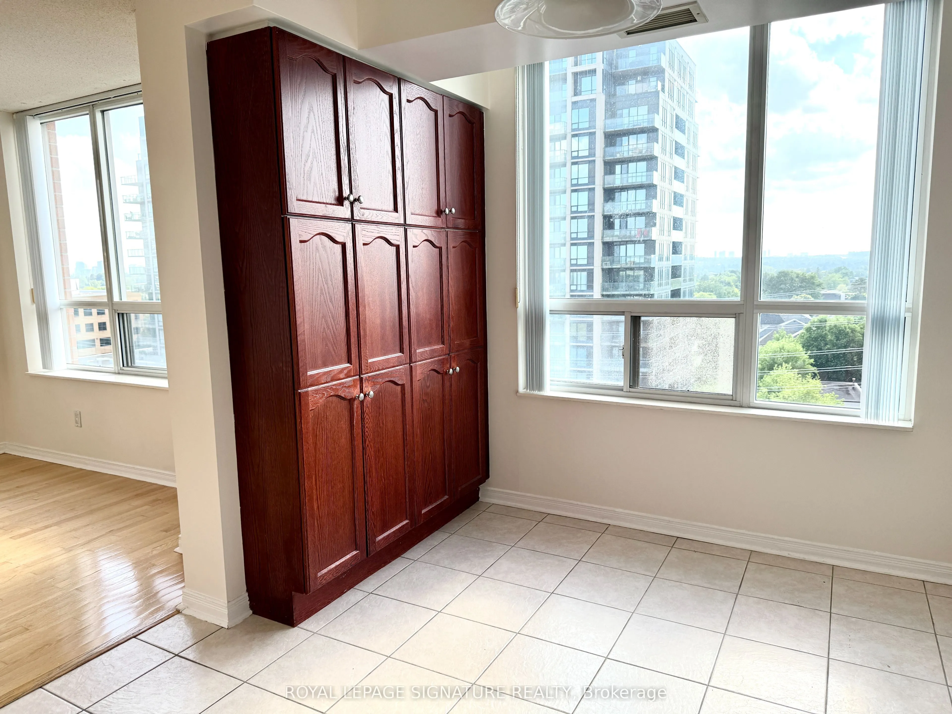 9 Northern Heights Drive, #905