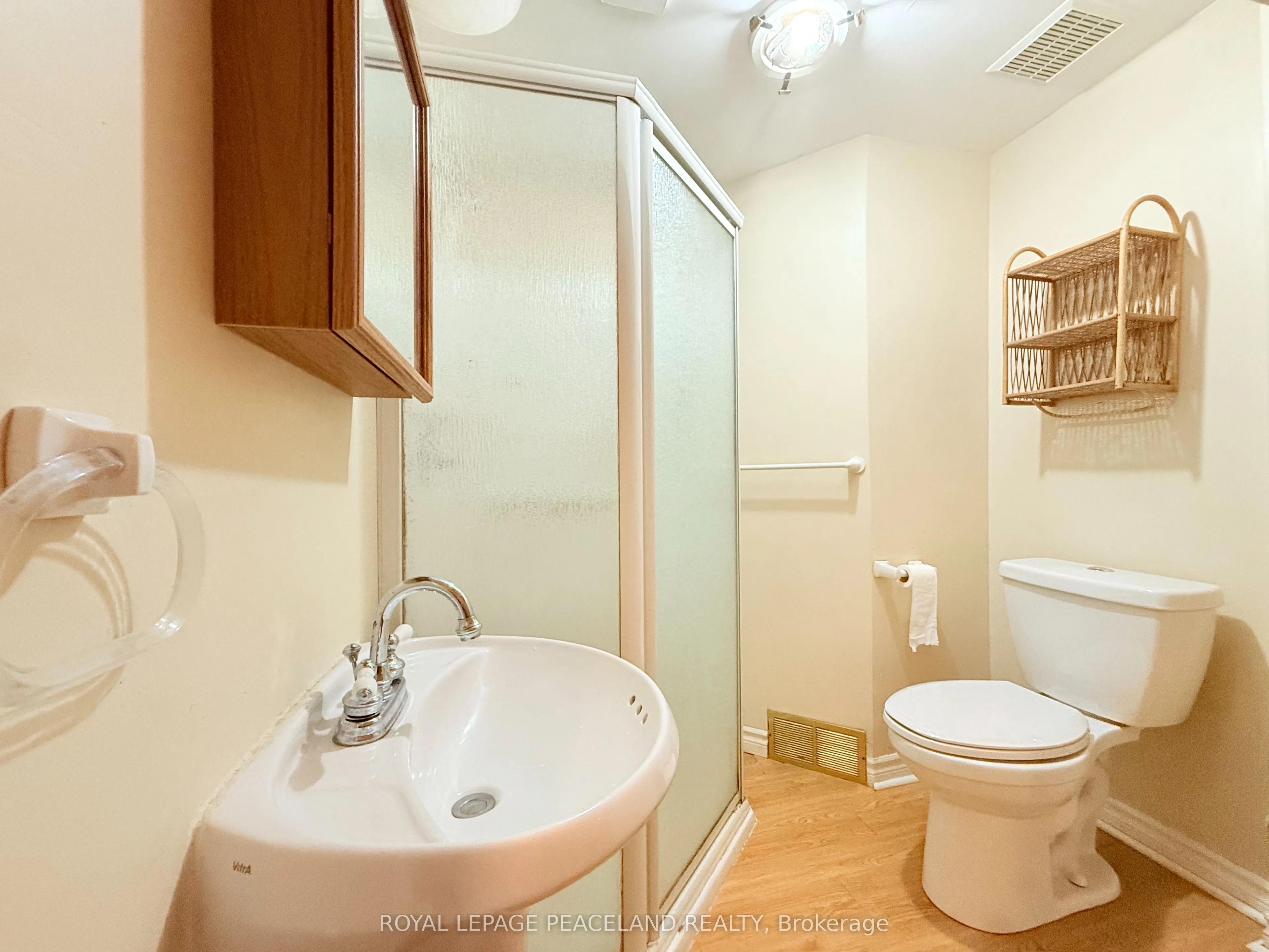 395 Bent Crescent, #Bsmt