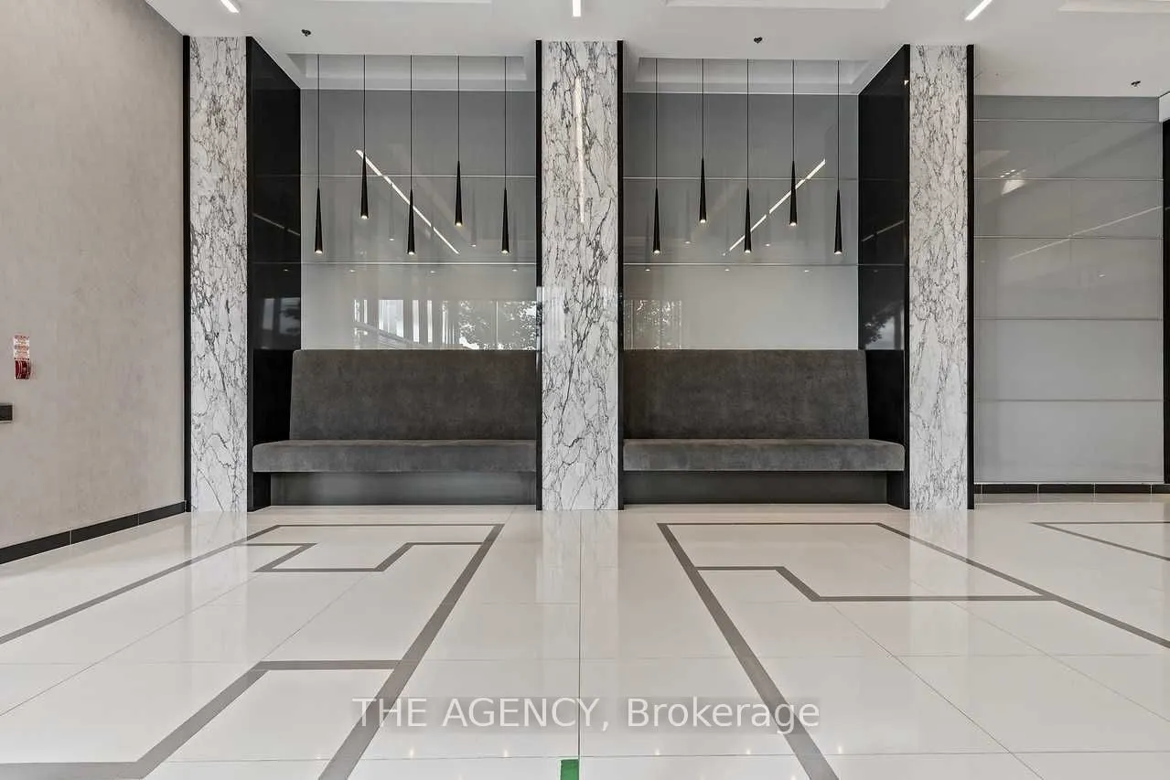 99 Eagle Rock Way, #806