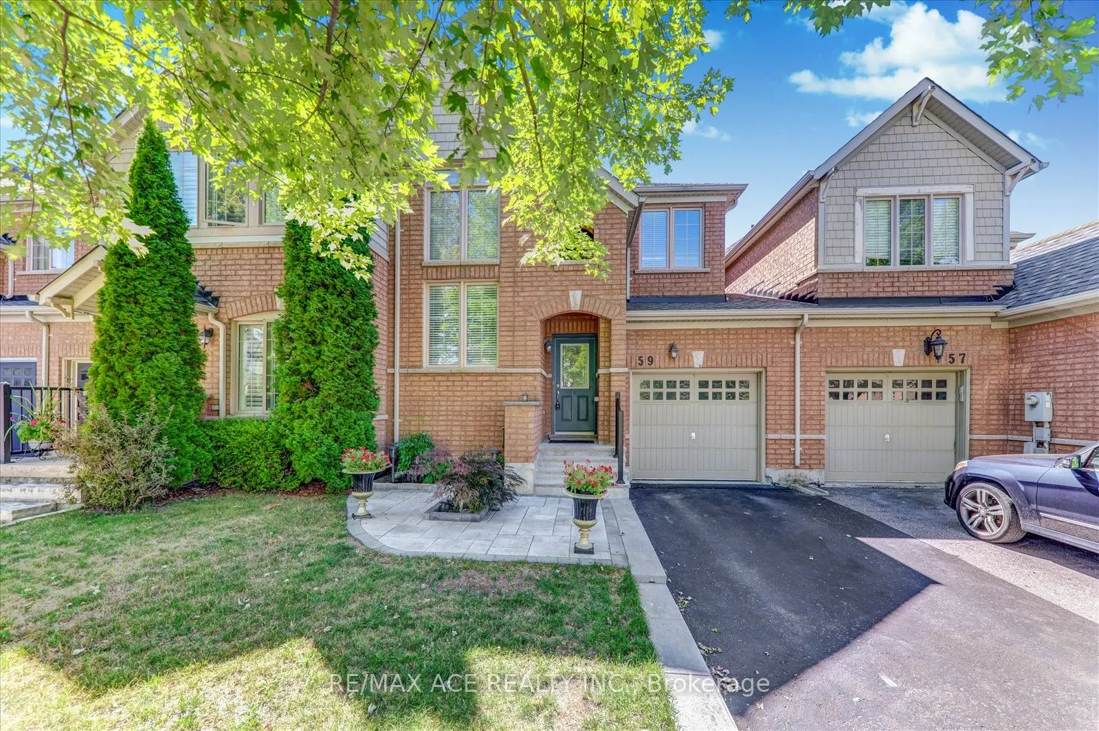 59 Cozens Drive