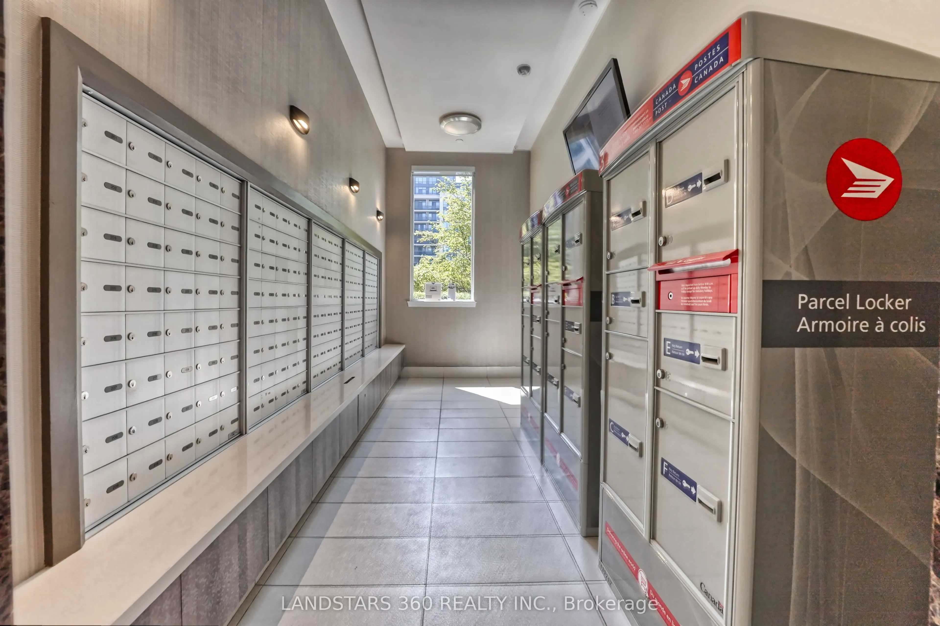 376 Highway 7 Avenue E, #920