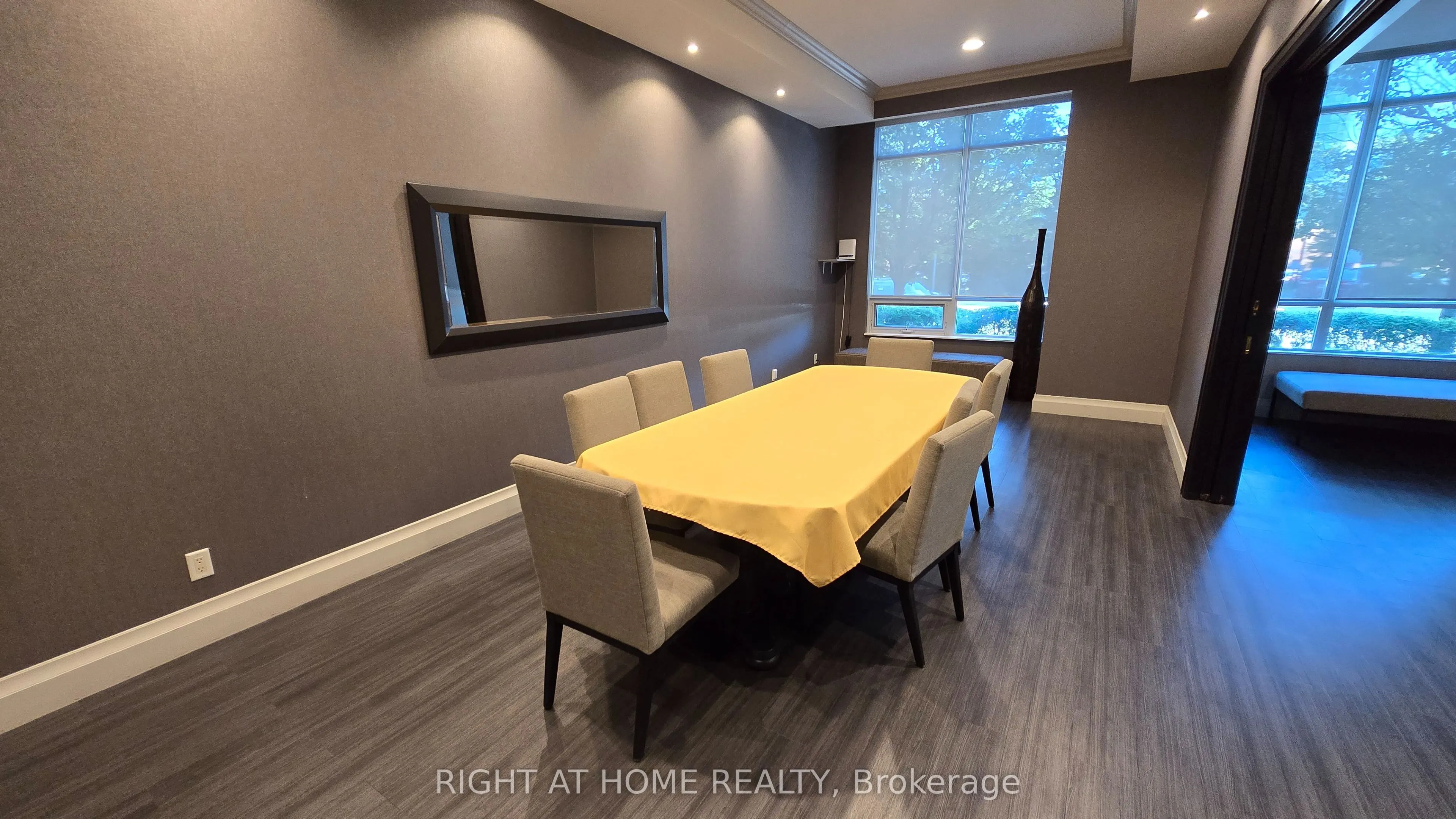 100 Promenade Circle, #209