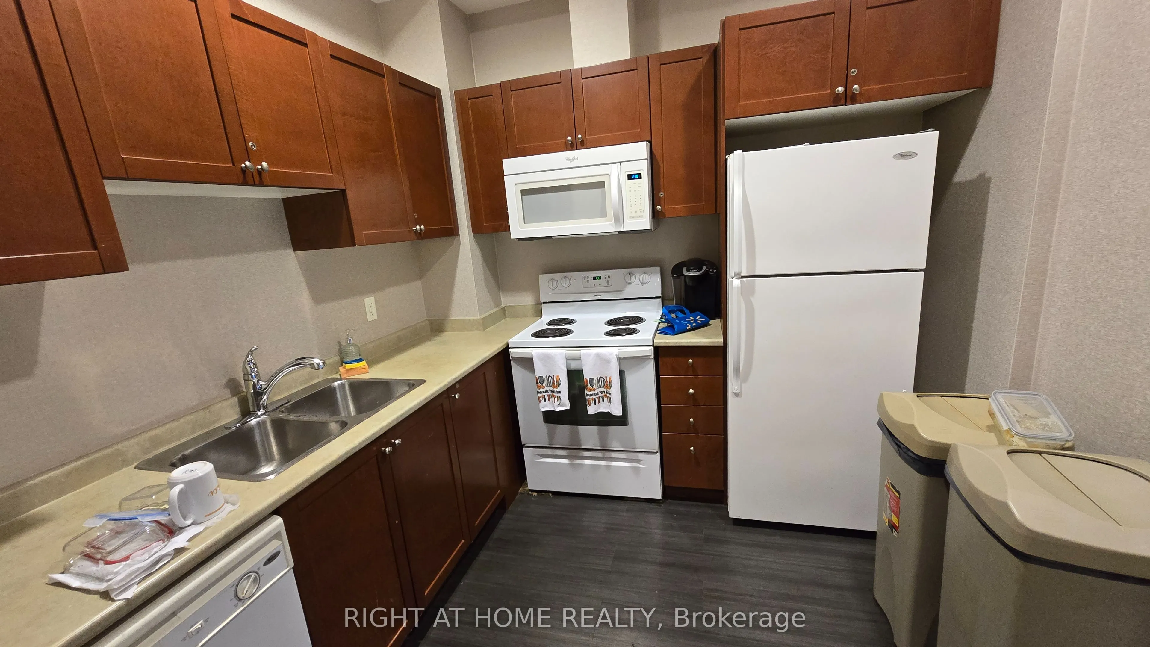 100 Promenade Circle, #209