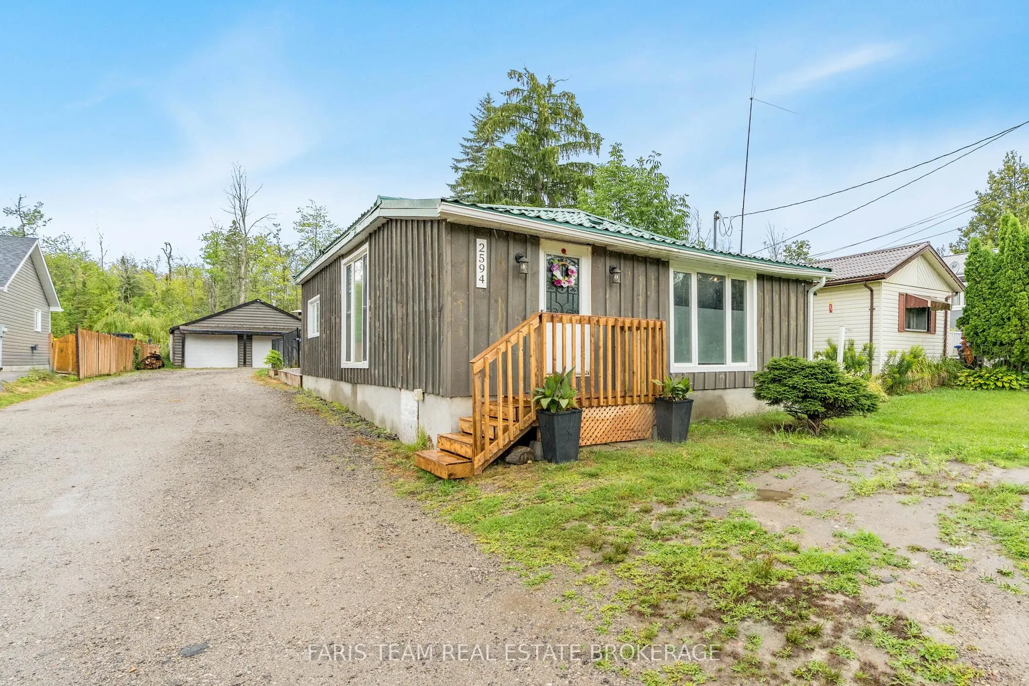 2594 25th Side Road
