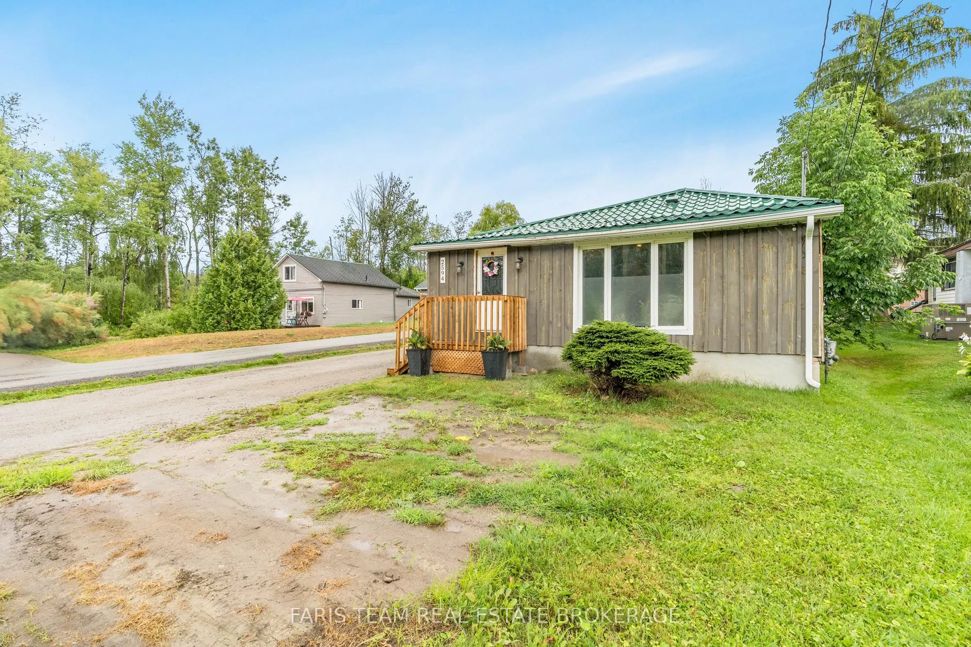 2594 25th Side Road