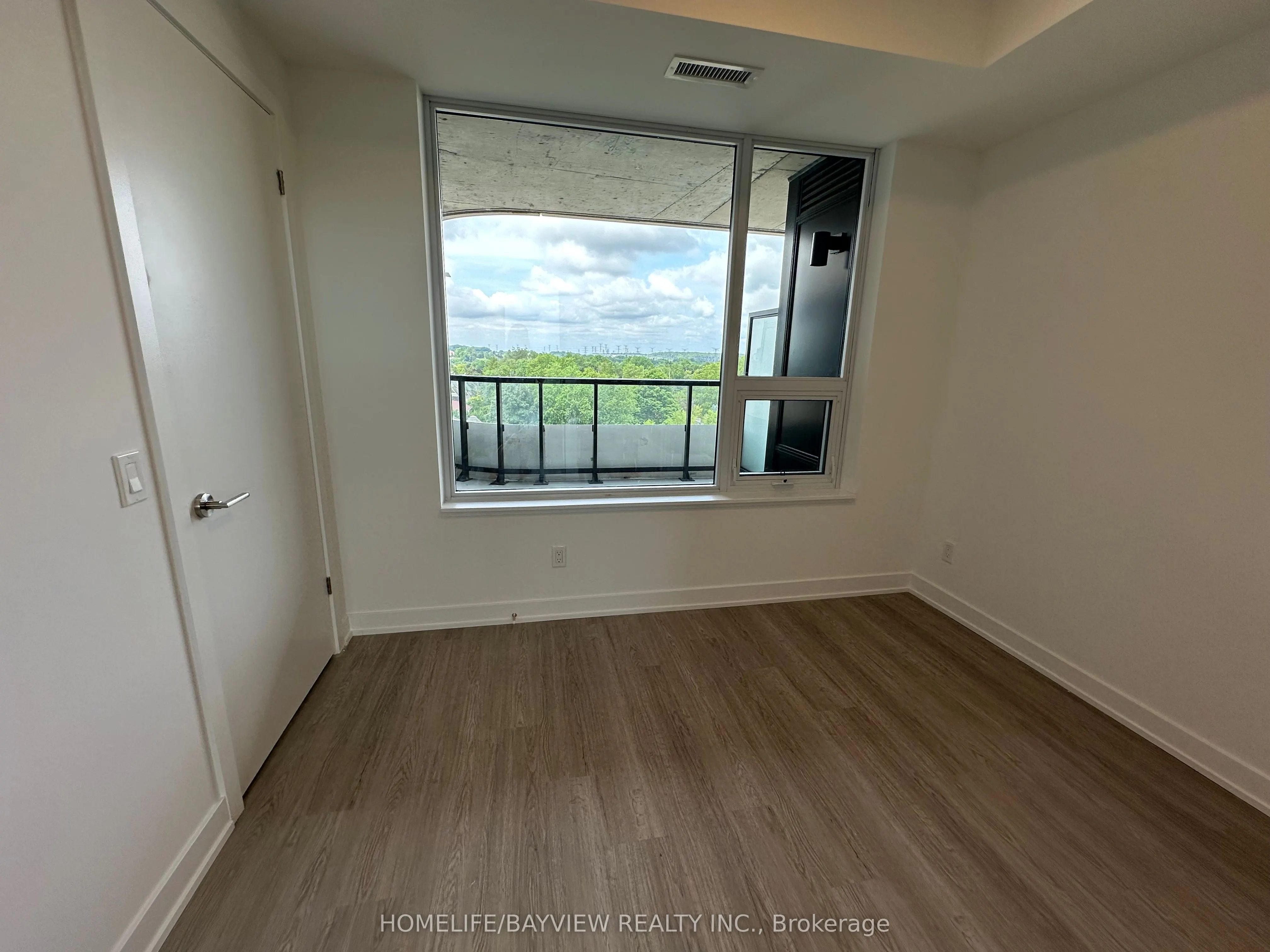 8188 Yonge Street, #726