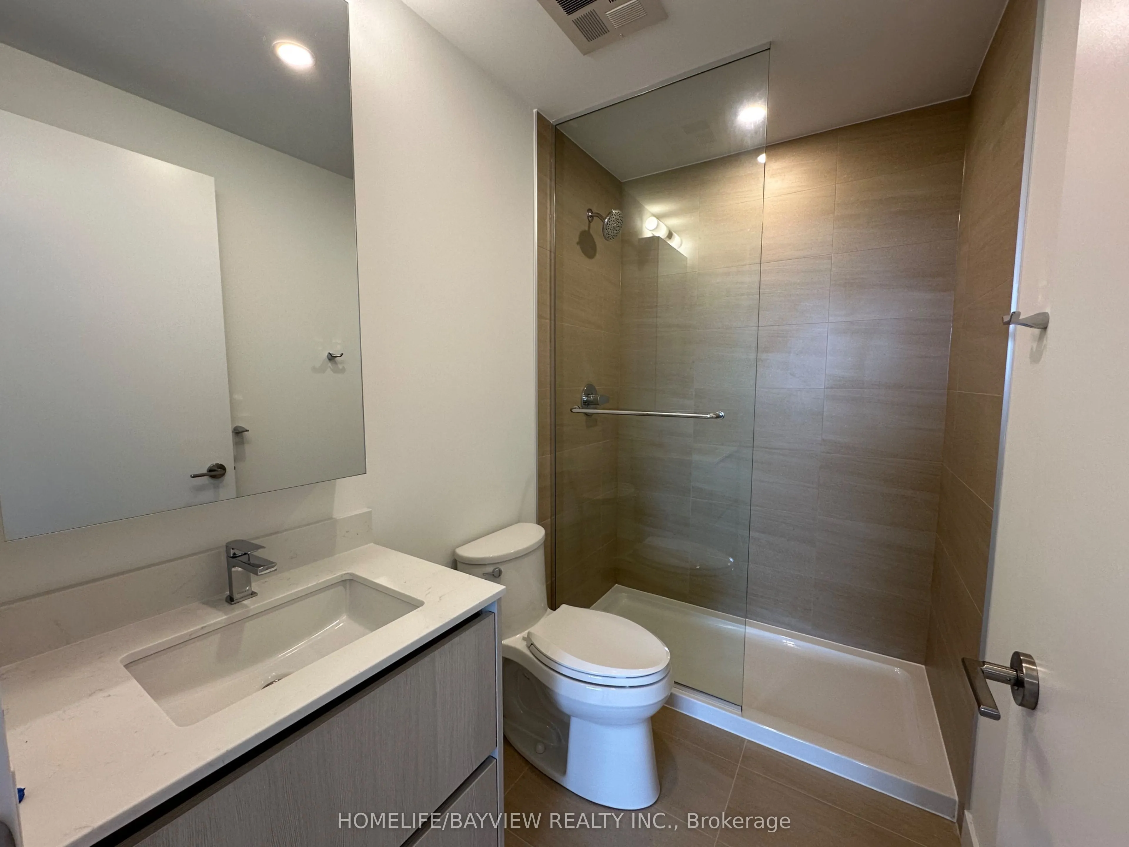8188 Yonge Street, #726