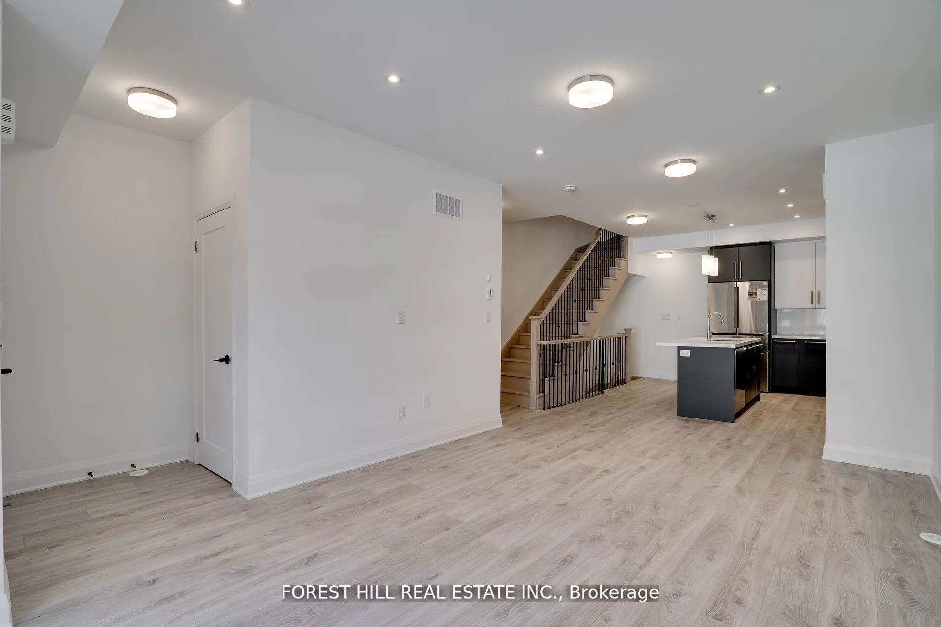 16 Chesley Street