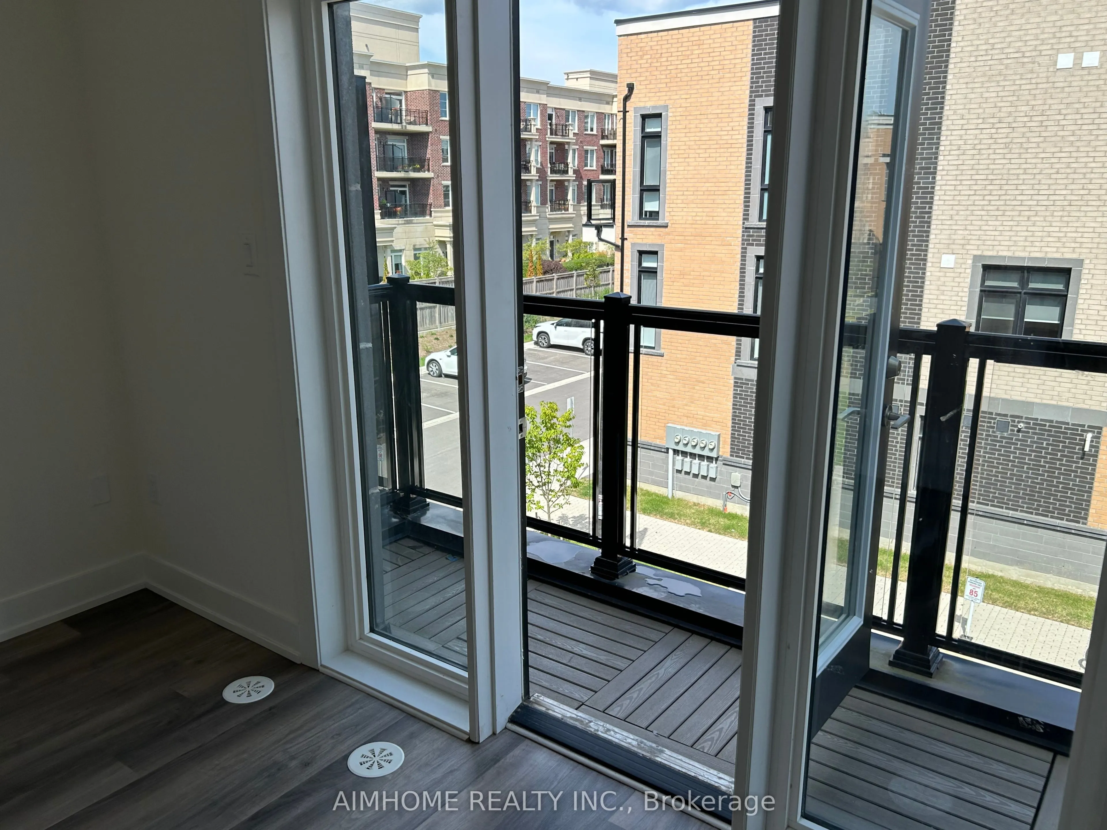 7 Phelps Lane, #2