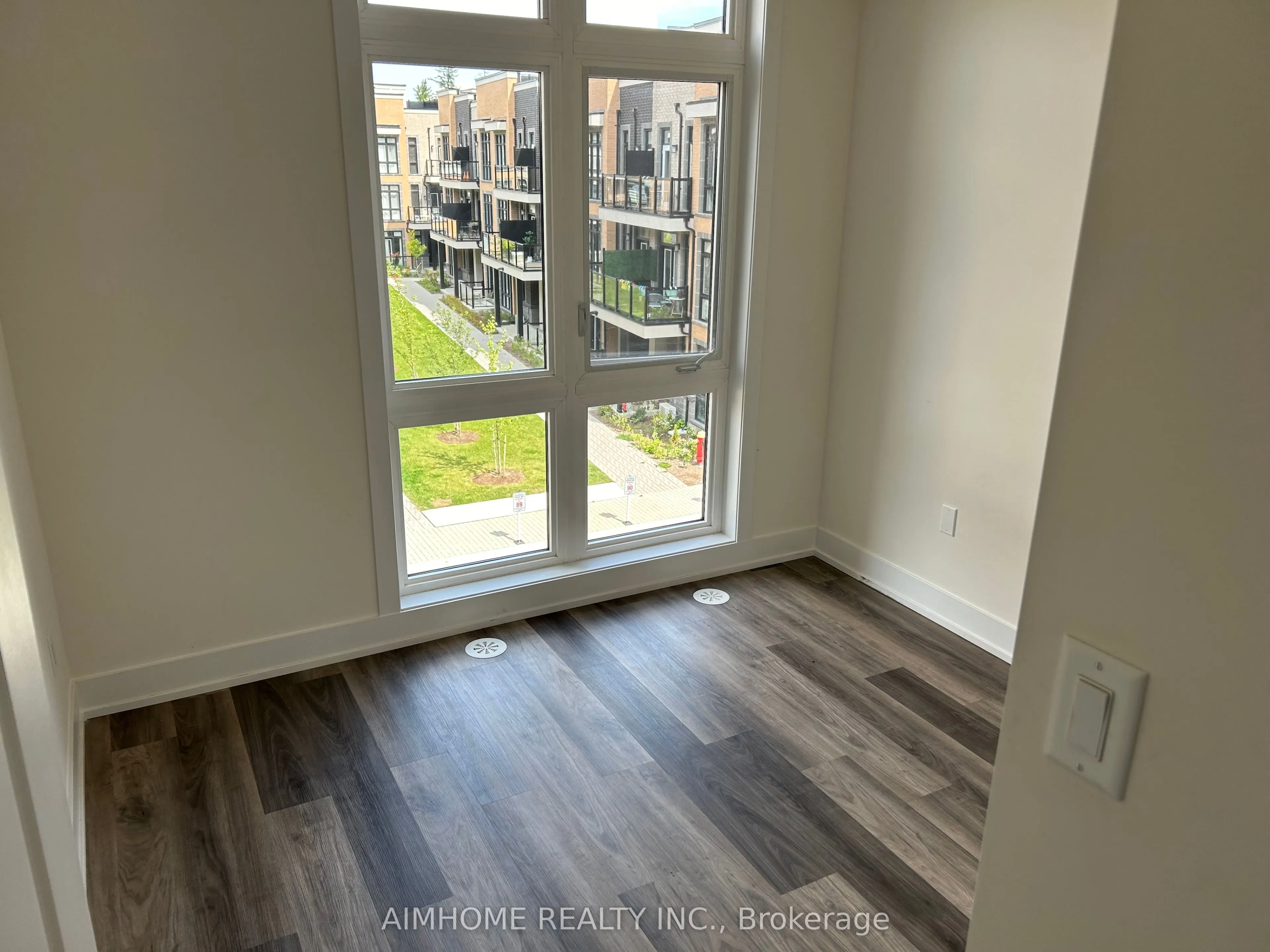 7 Phelps Lane, #2