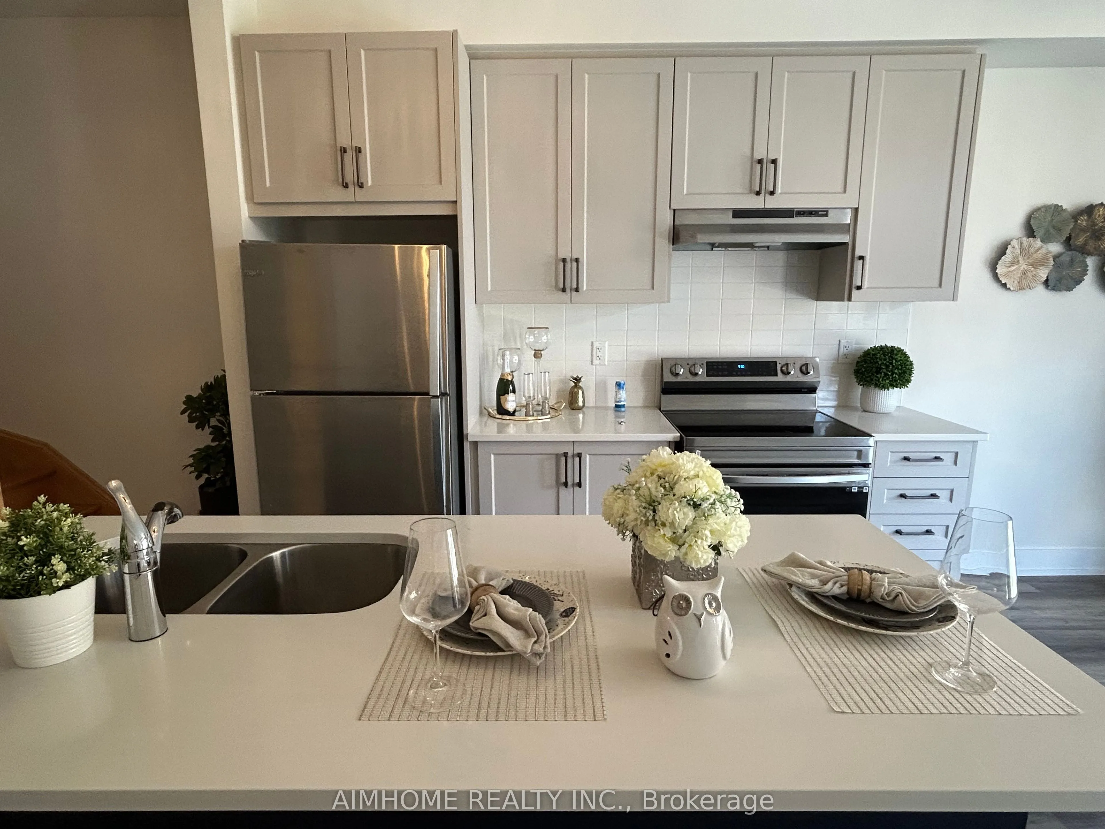 7 Phelps Lane, #2