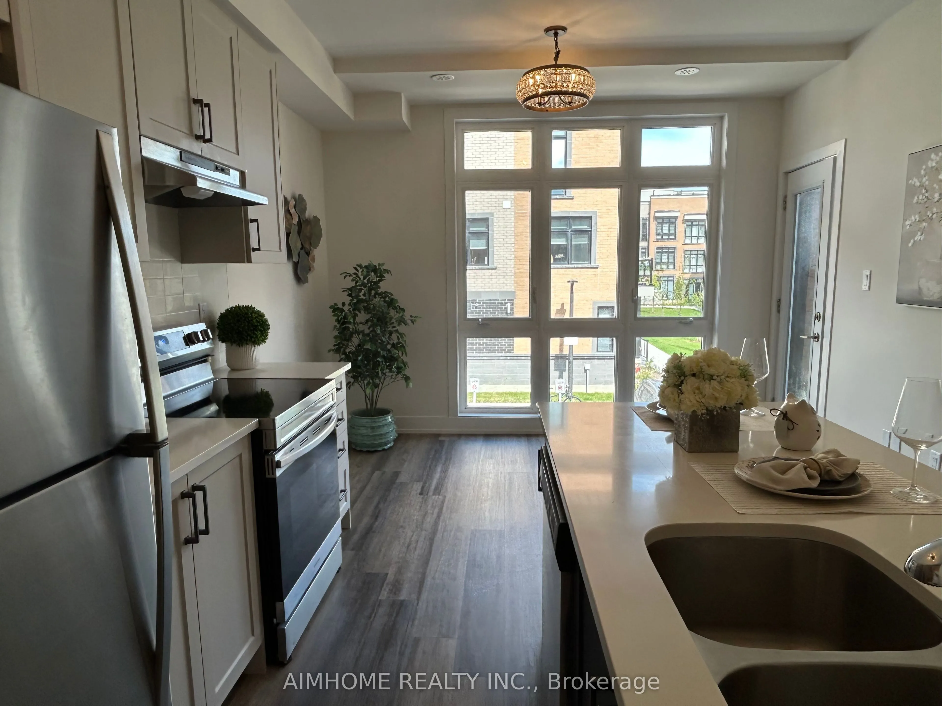7 Phelps Lane, #2
