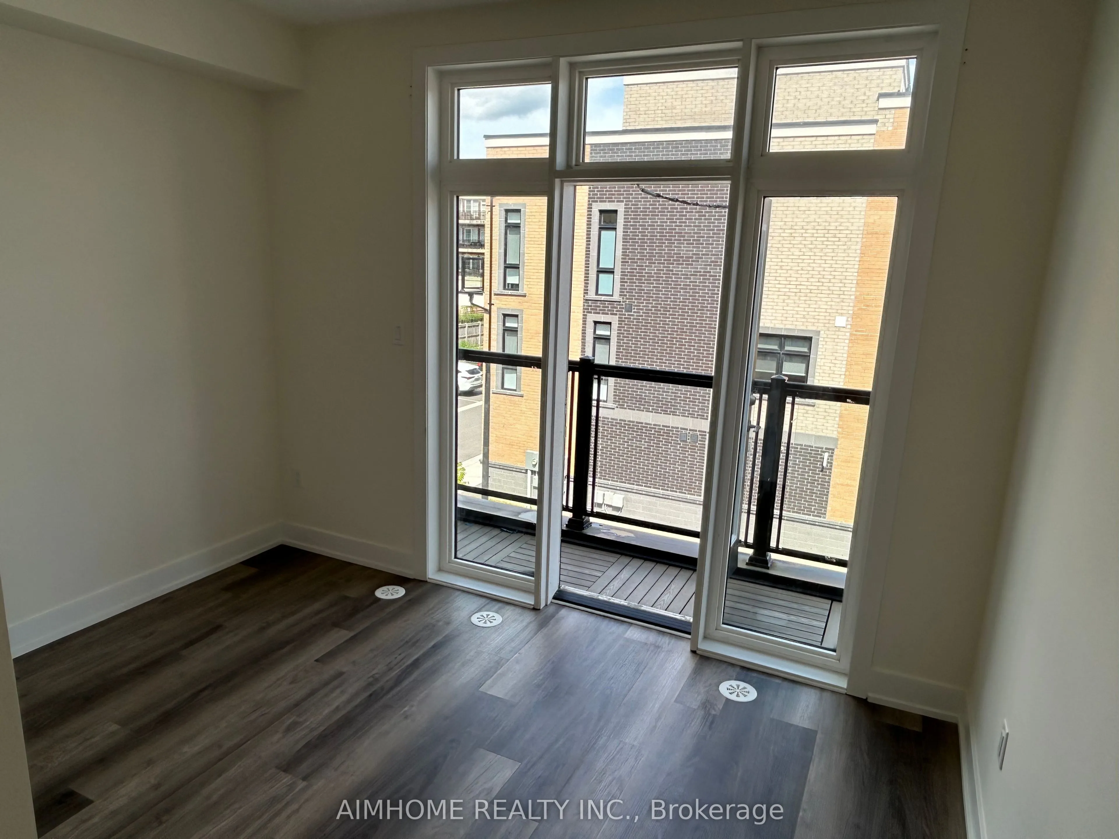7 Phelps Lane, #2