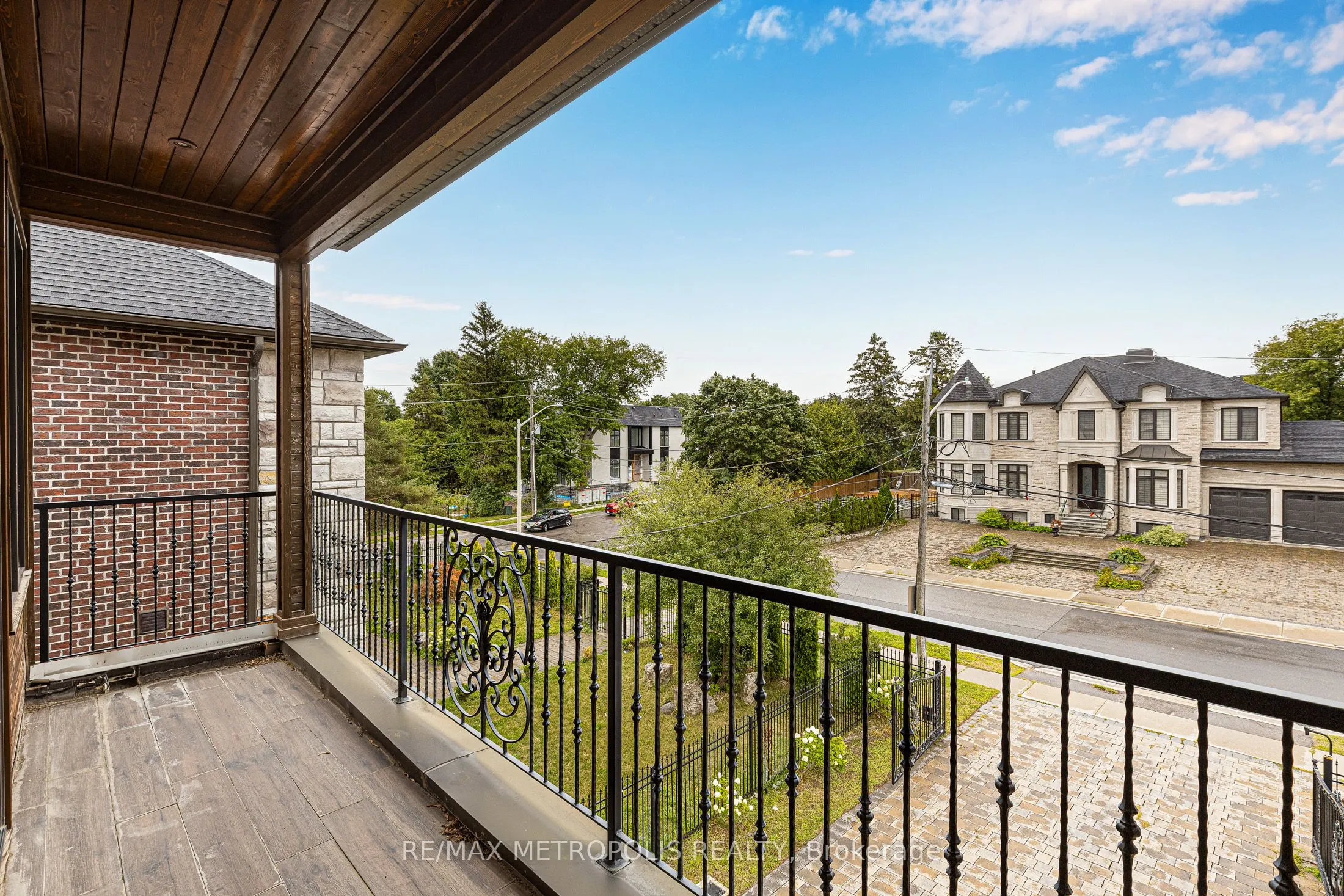 2 Poplar Drive