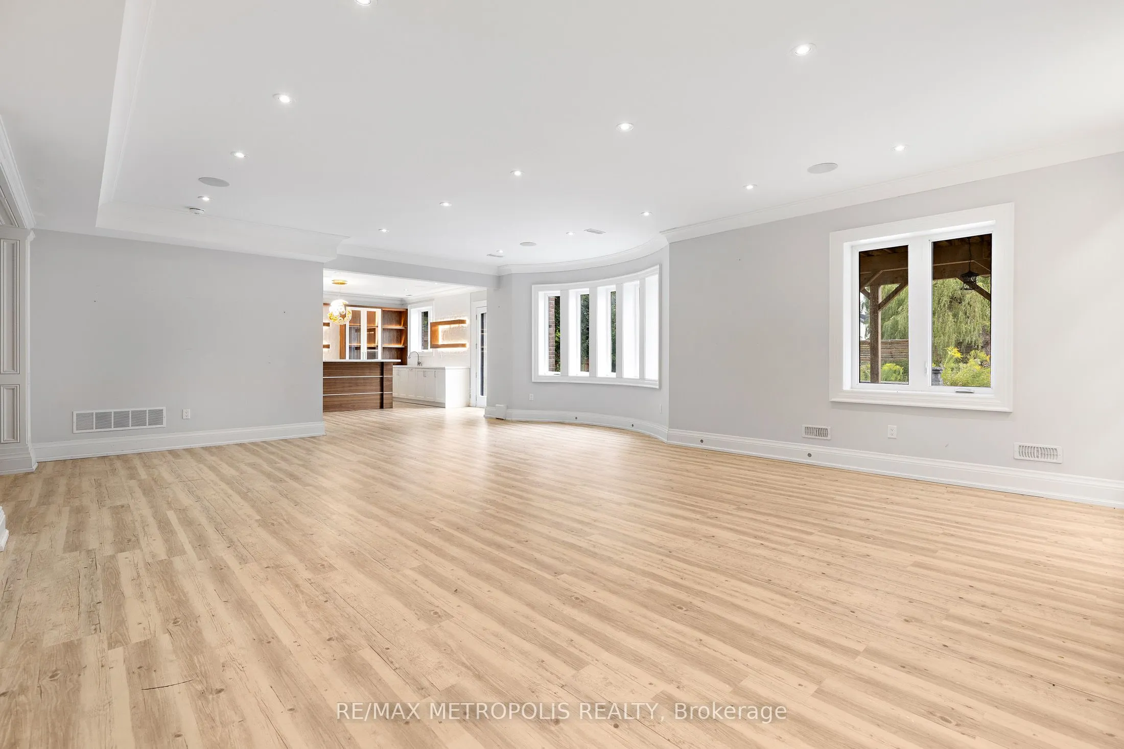 2 Poplar Drive