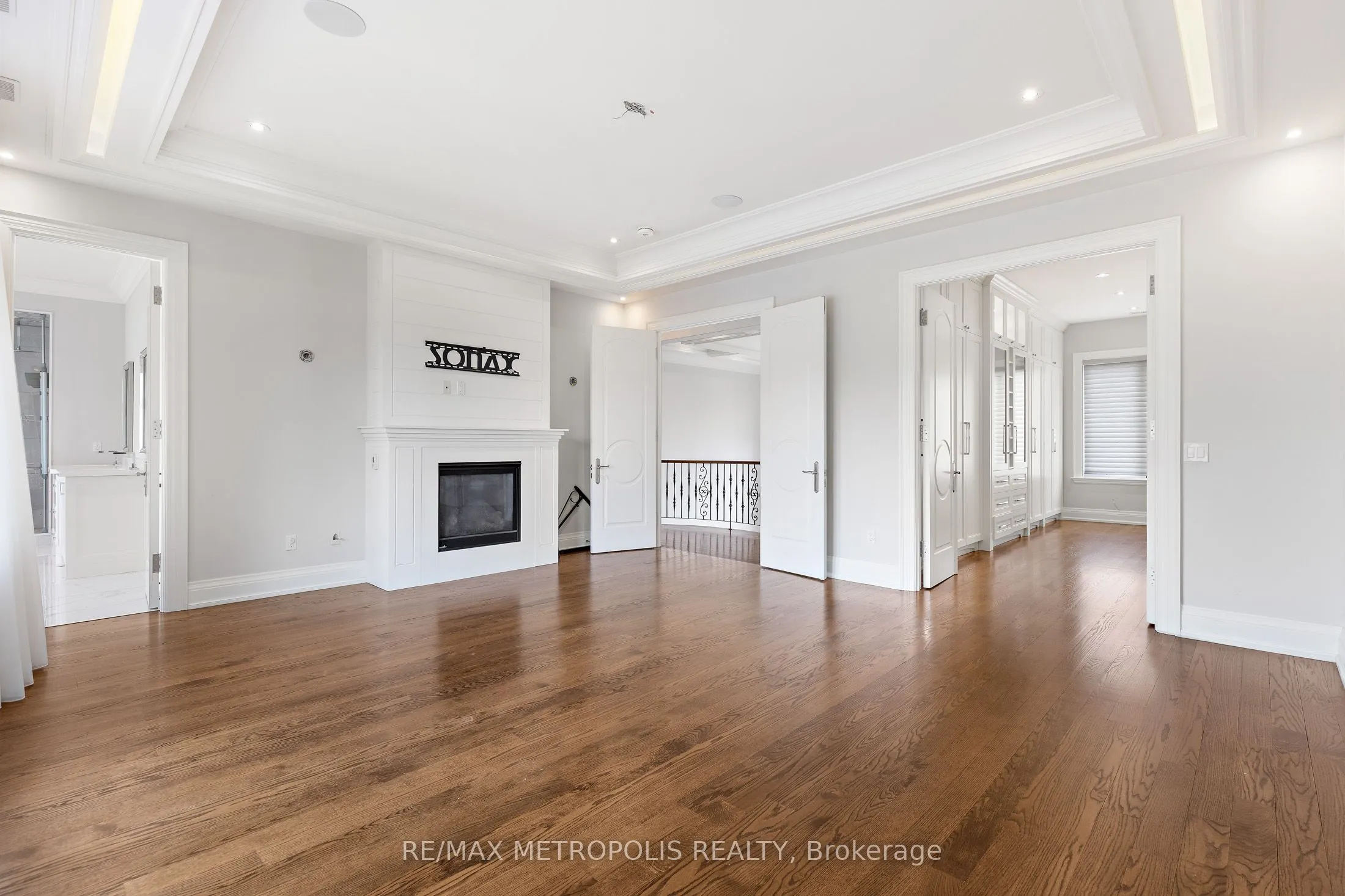 2 Poplar Drive