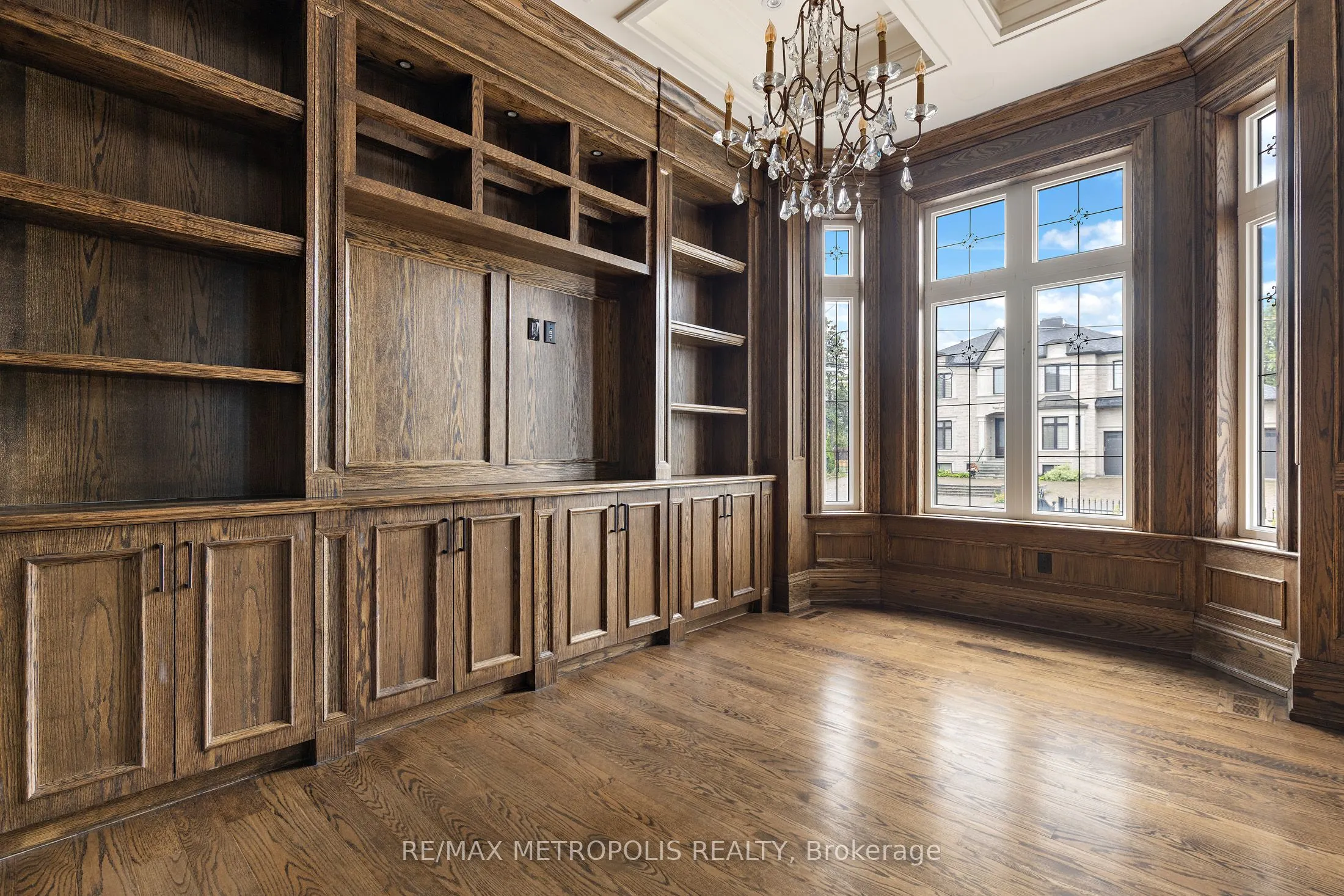 2 Poplar Drive