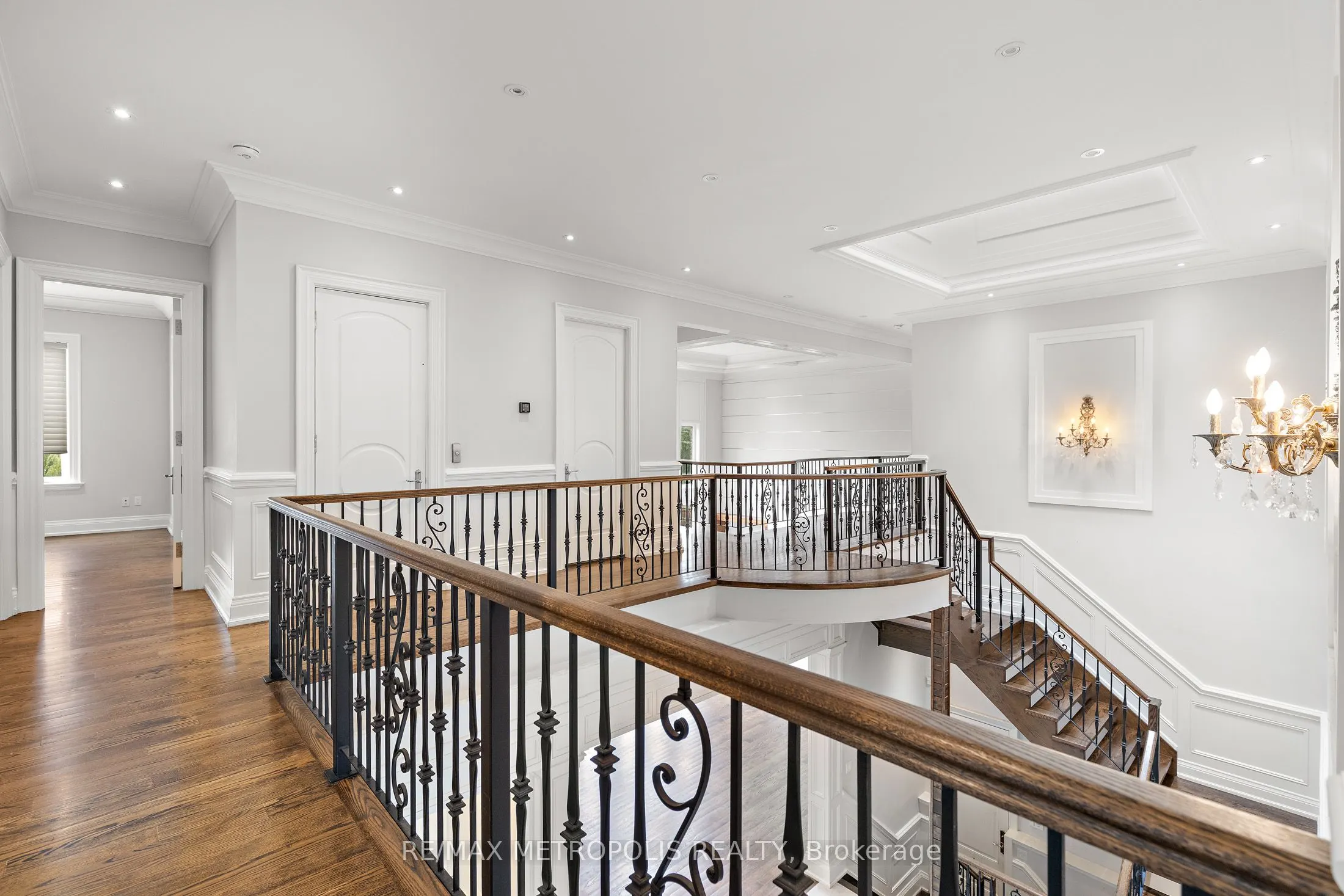 2 Poplar Drive