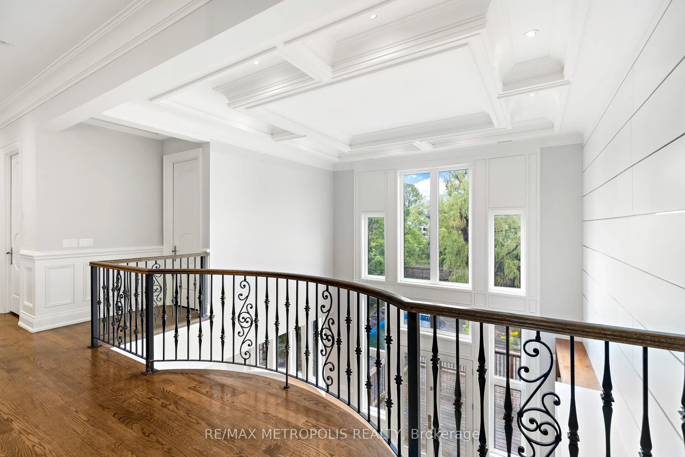 2 Poplar Drive