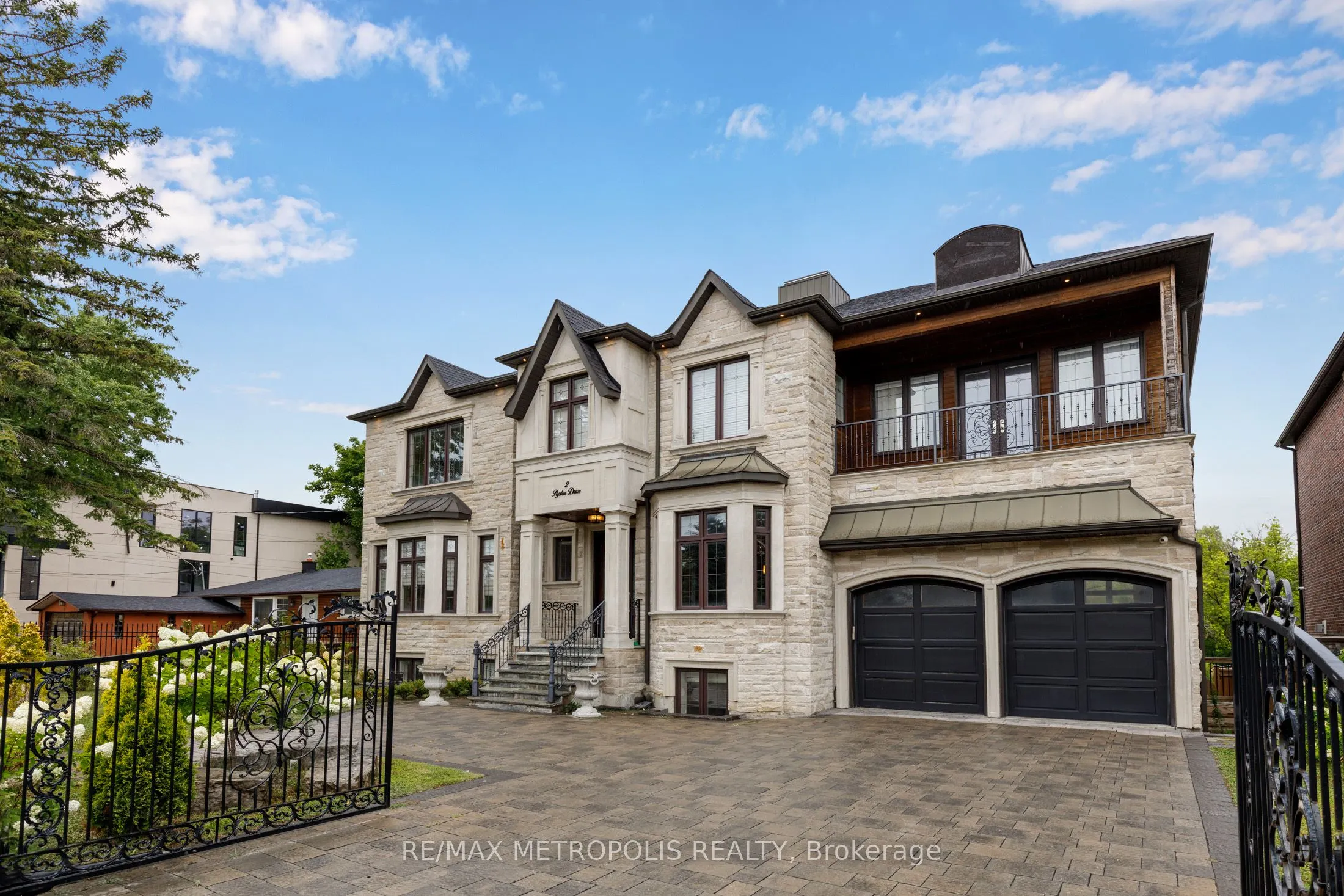 2 Poplar Drive