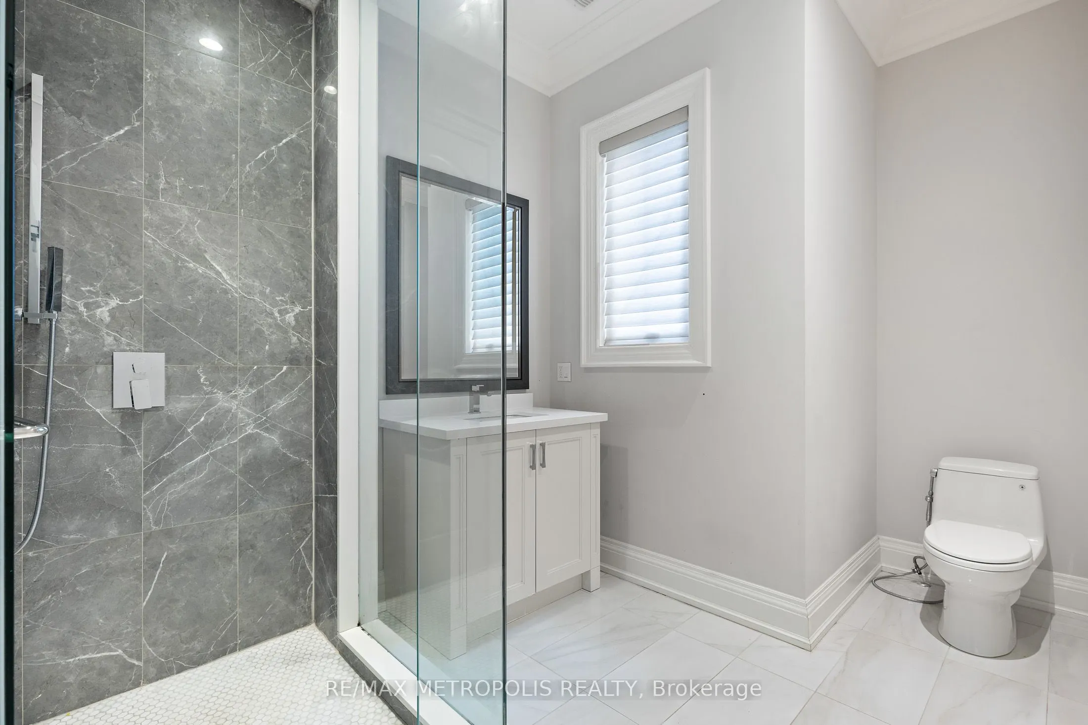 2 Poplar Drive