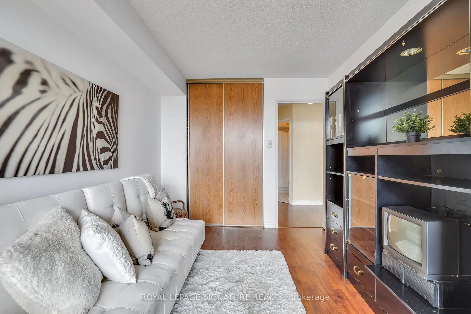 7440 Bathurst Street, #903