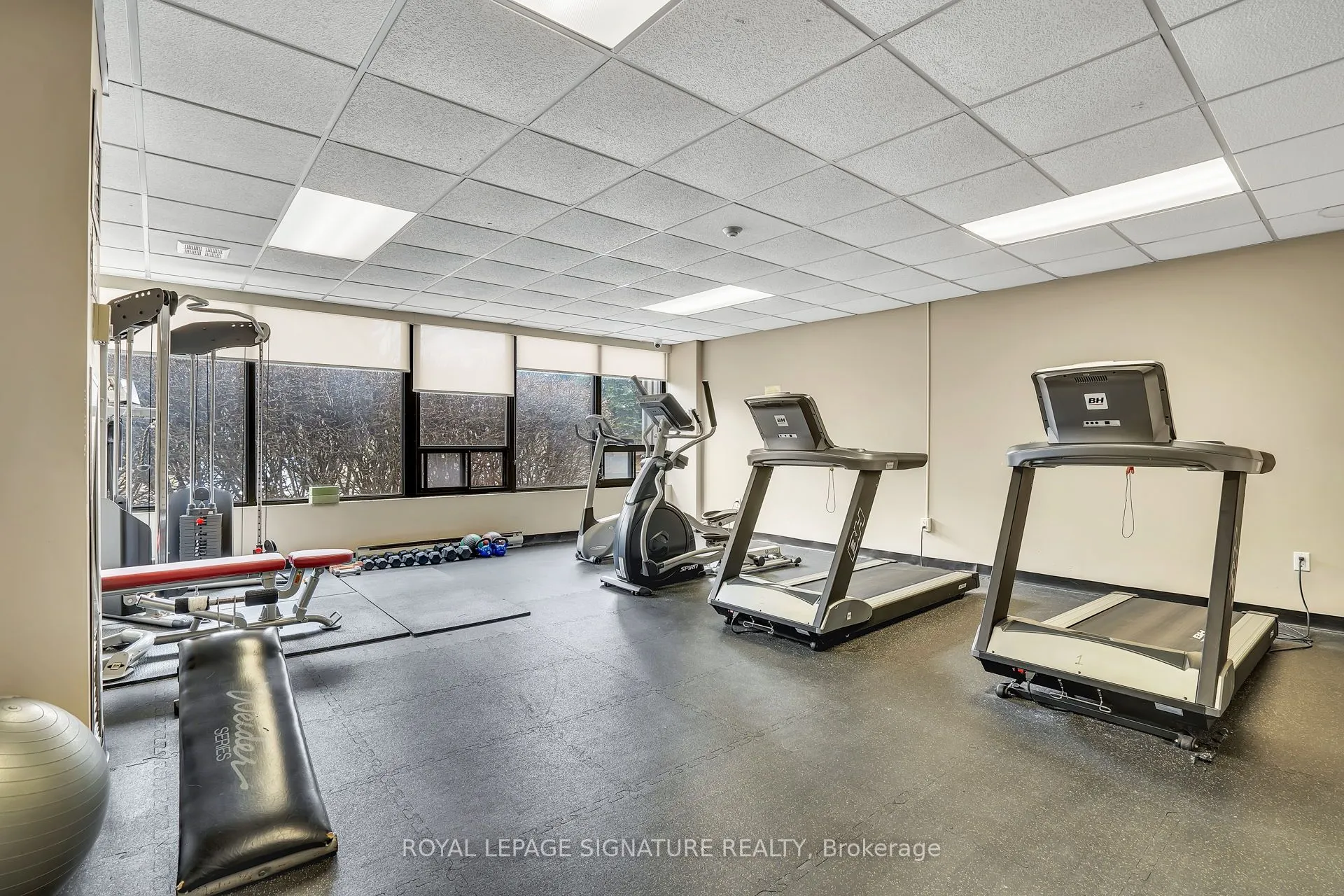 7440 Bathurst Street, #903
