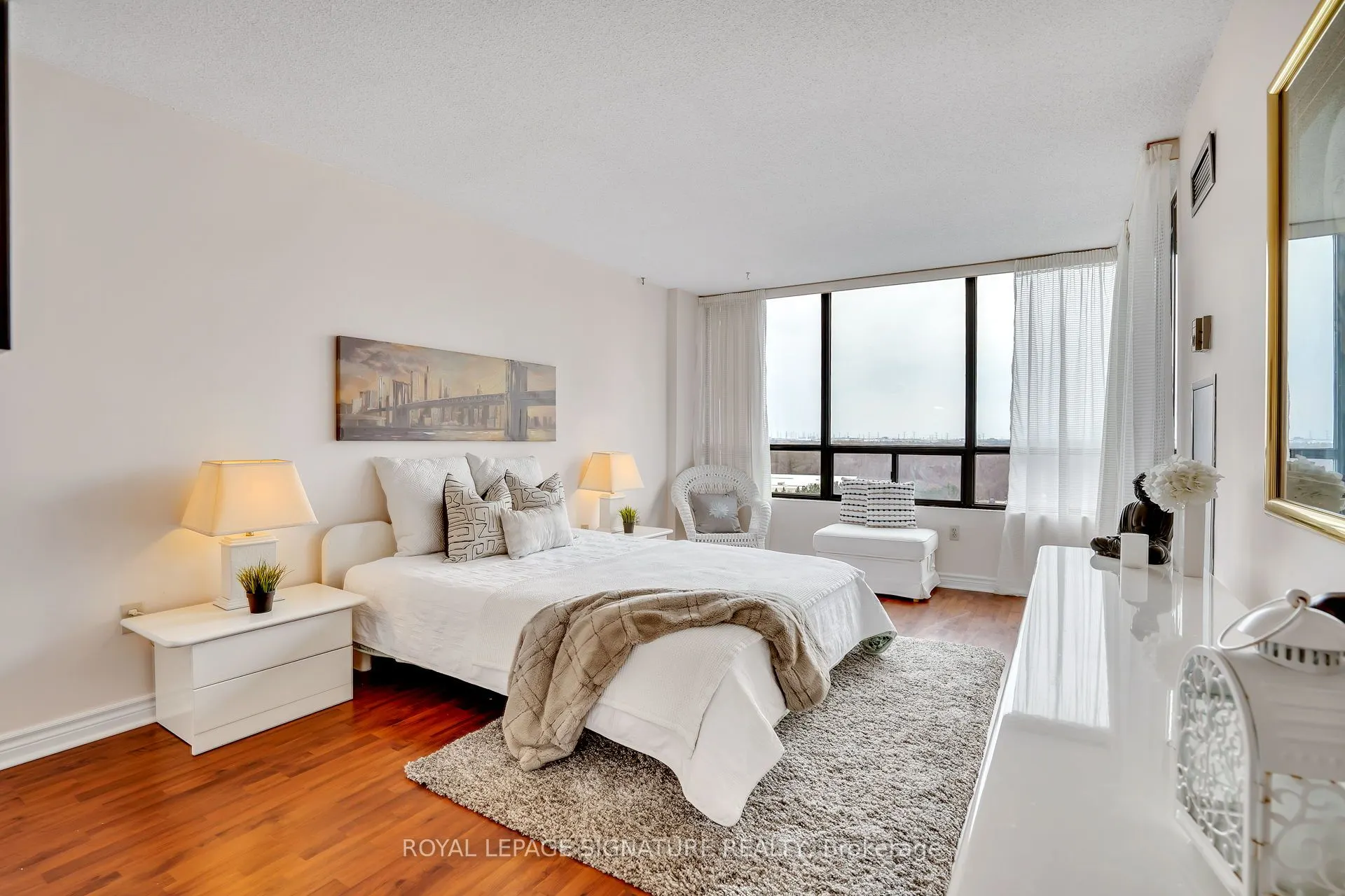 7440 Bathurst Street, #903