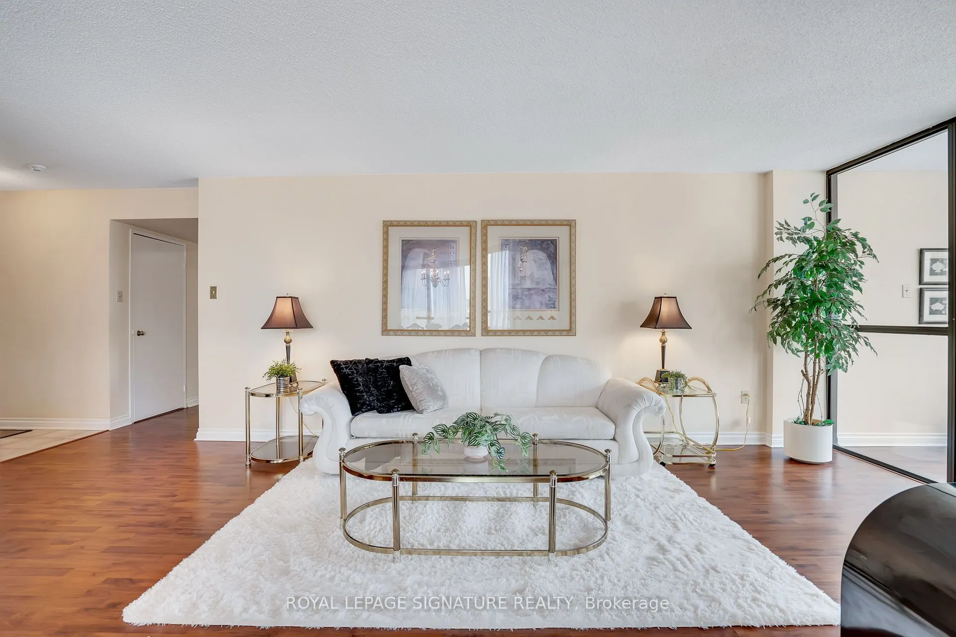 7440 Bathurst Street, #903