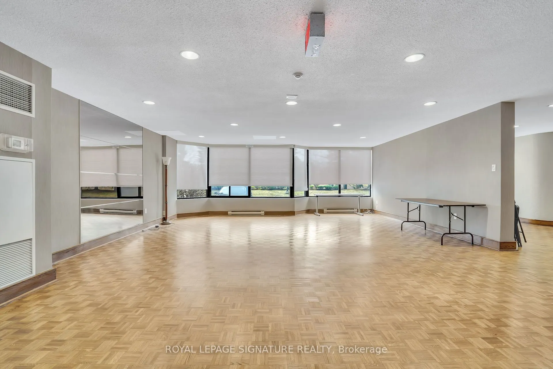 7440 Bathurst Street, #903
