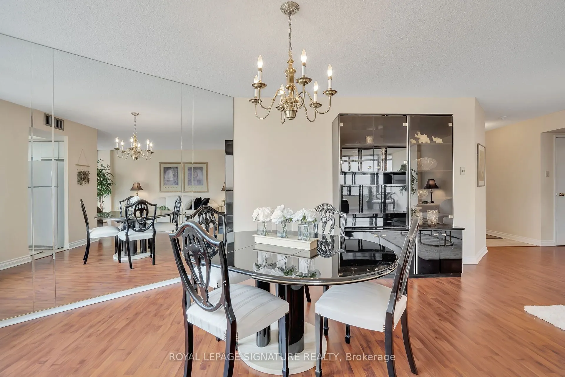 7440 Bathurst Street, #903