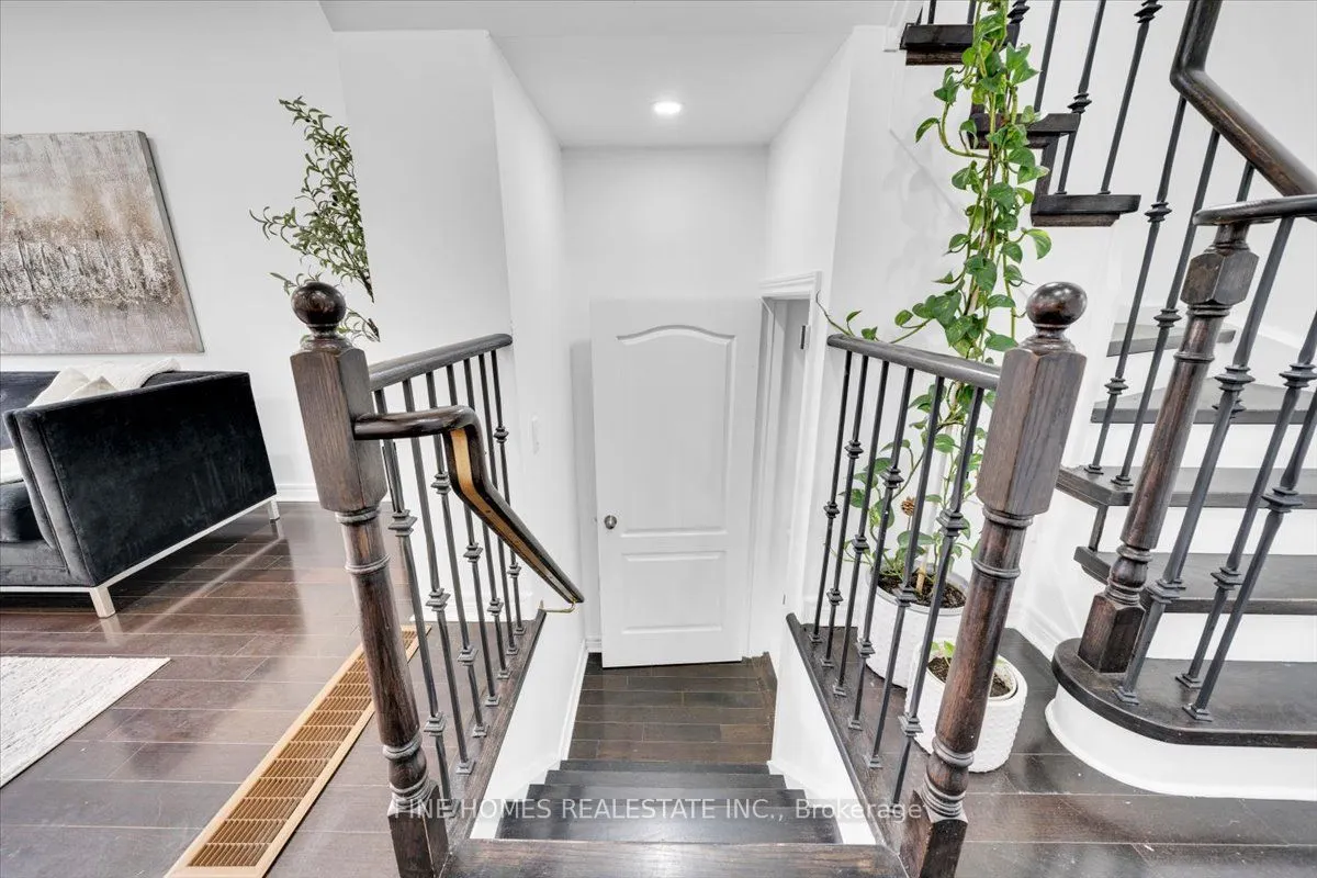 115 Meadowhawk Trail