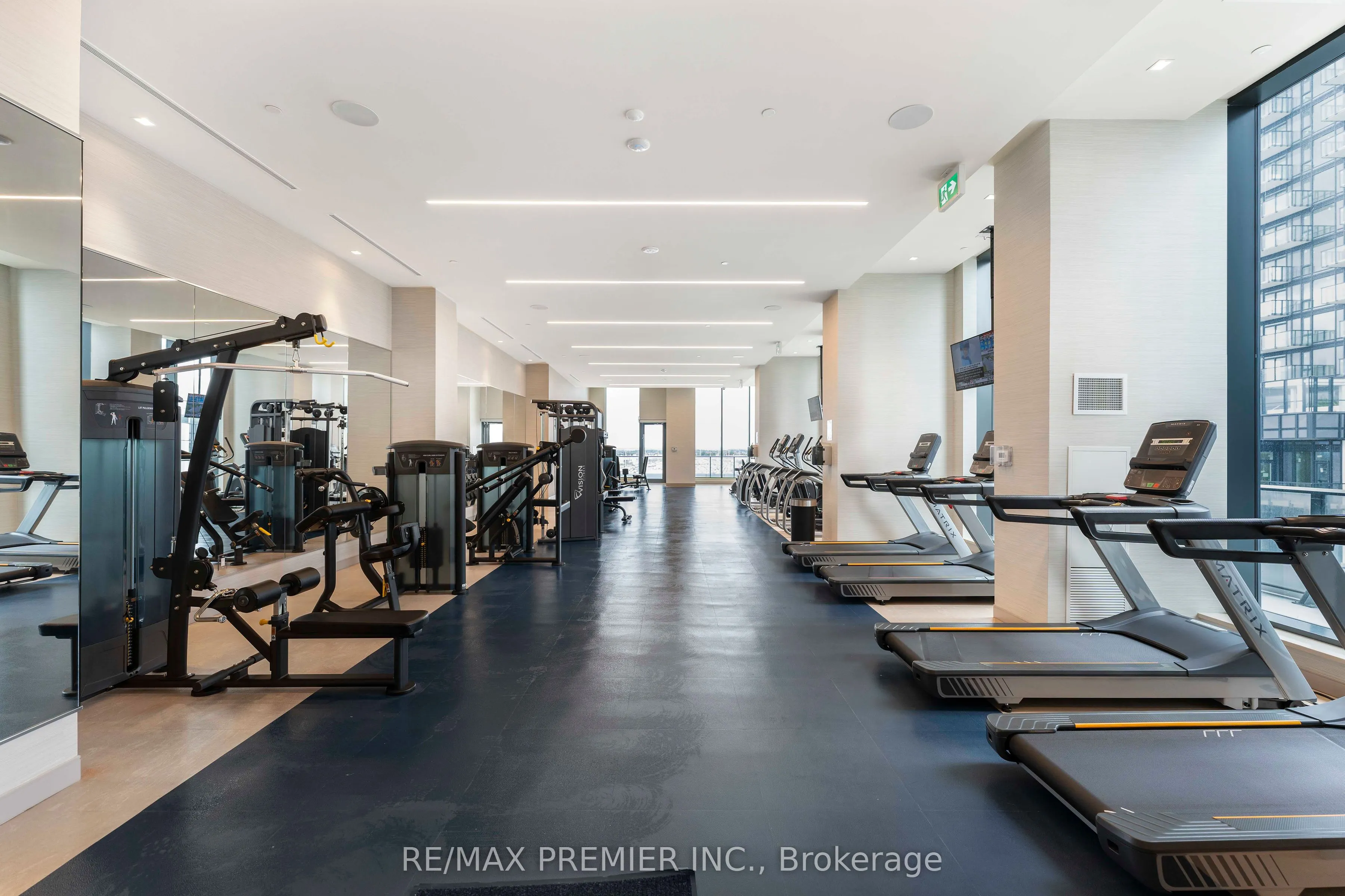 8960 Jane Street, #532
