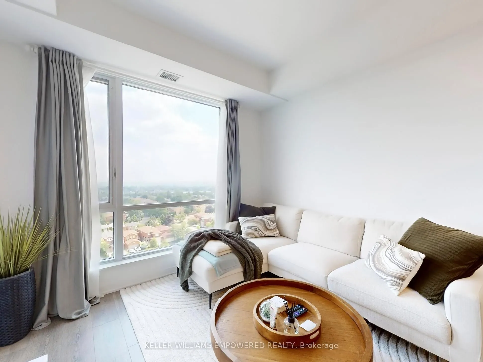 7950 Bathurst Street, #1106