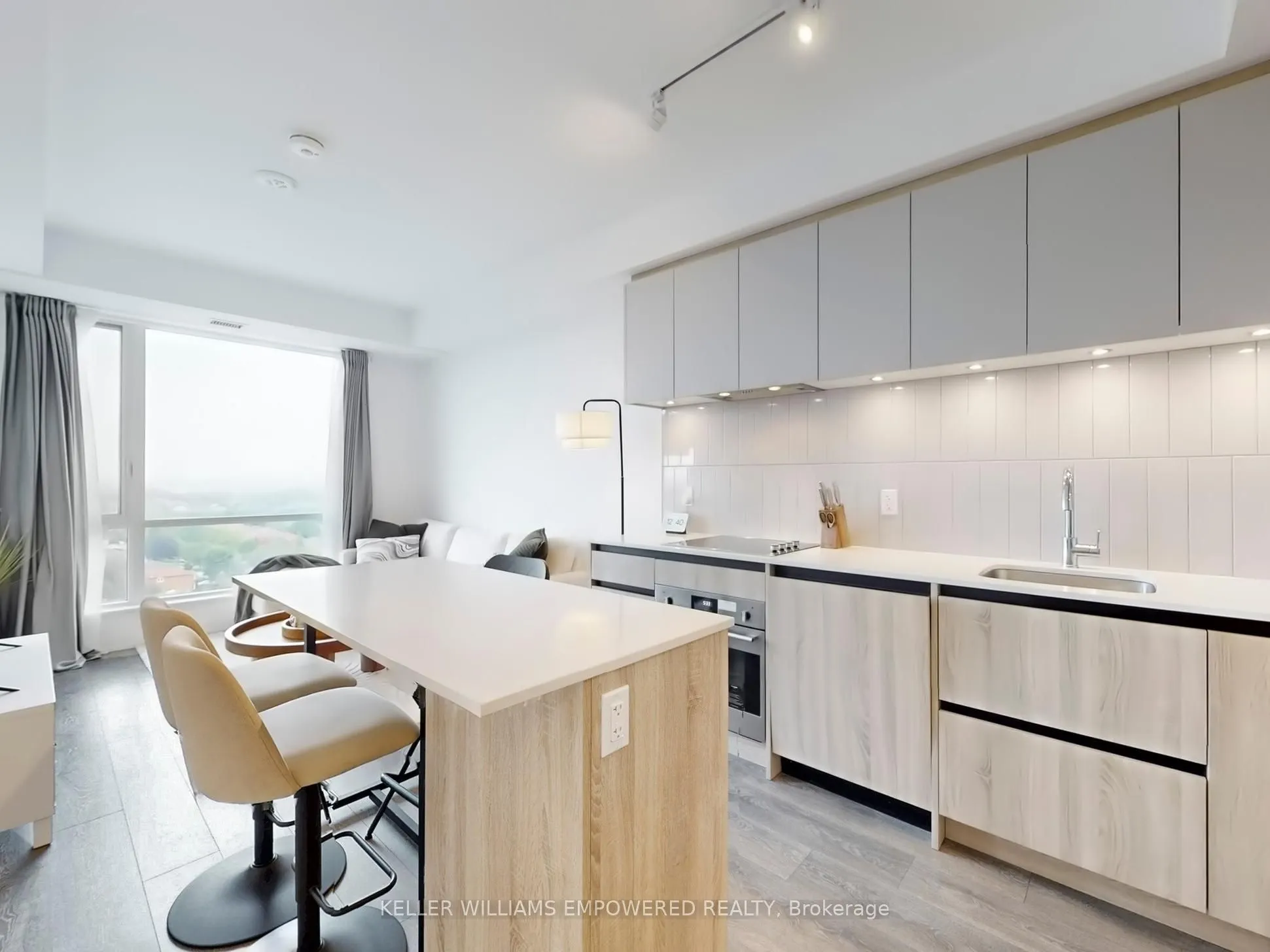 7950 Bathurst Street, #1106