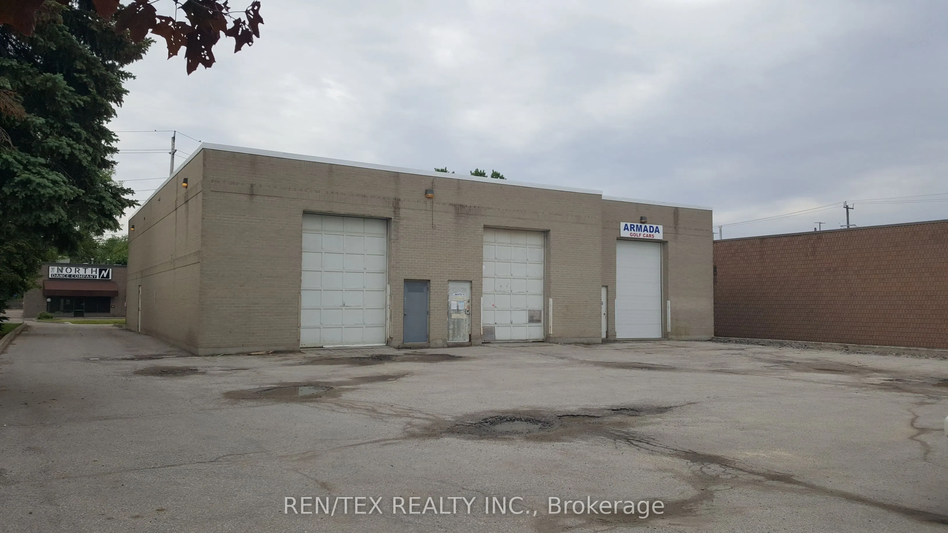 36 Industrial Parkway S, #Unit #1