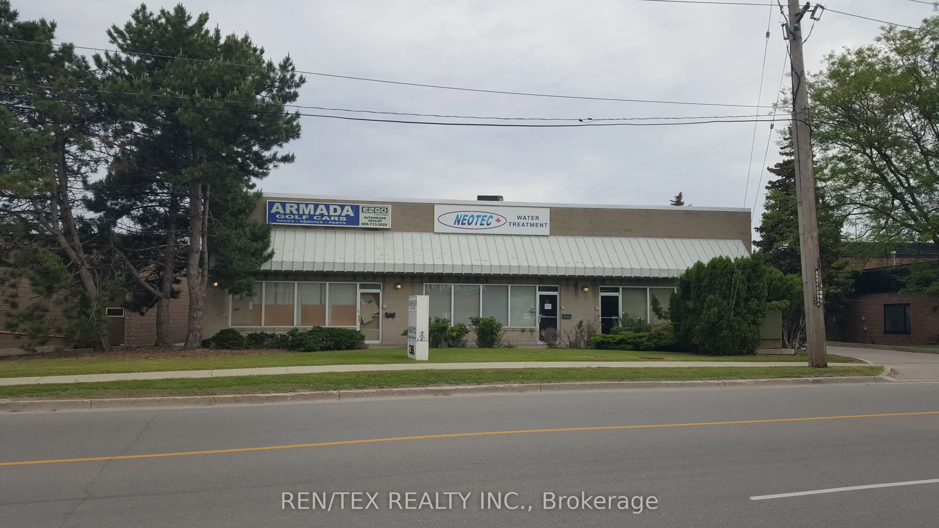 36 Industrial Parkway S, #Unit #1
