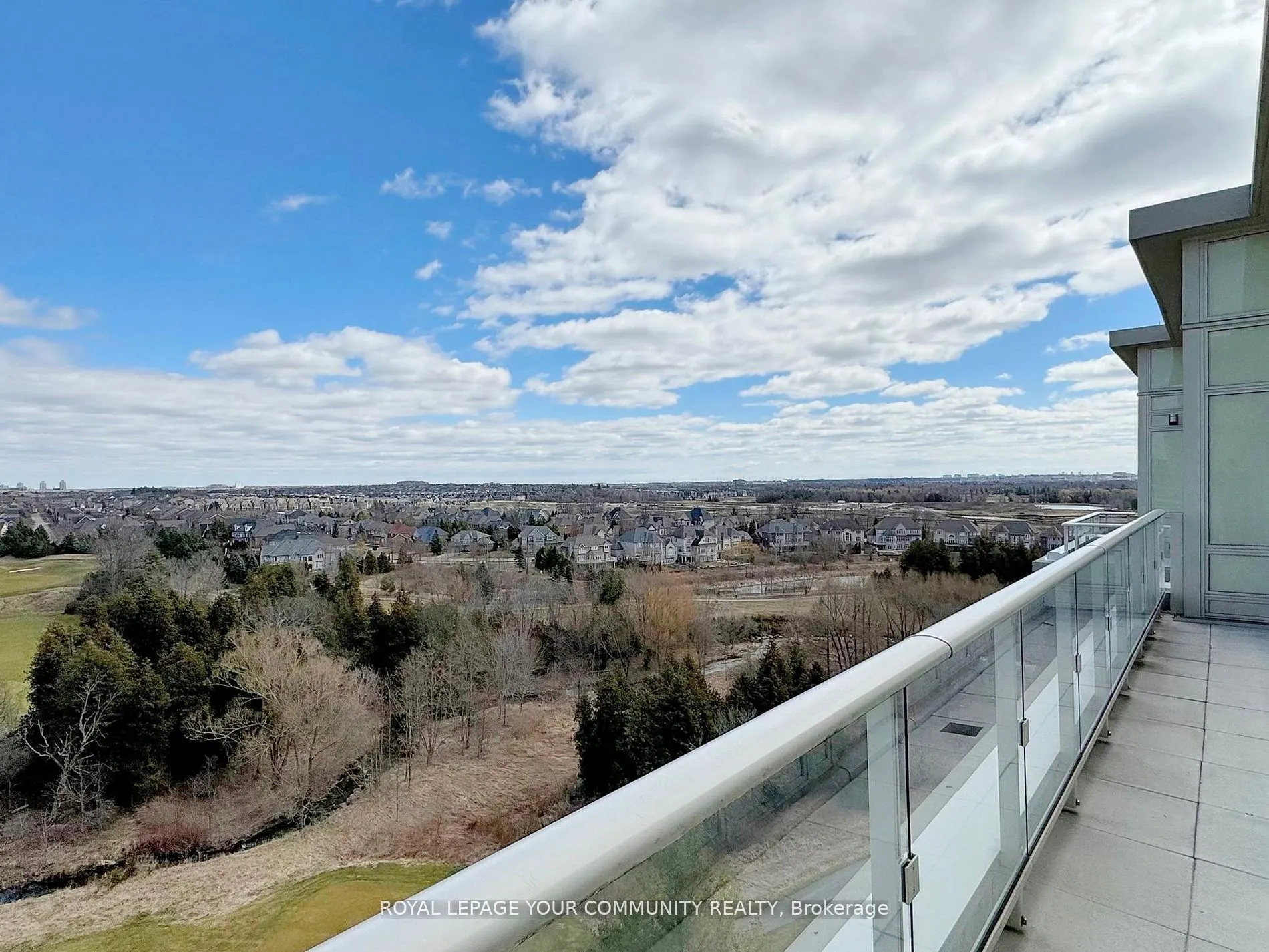 15 Stollery Pond Crescent, #1012