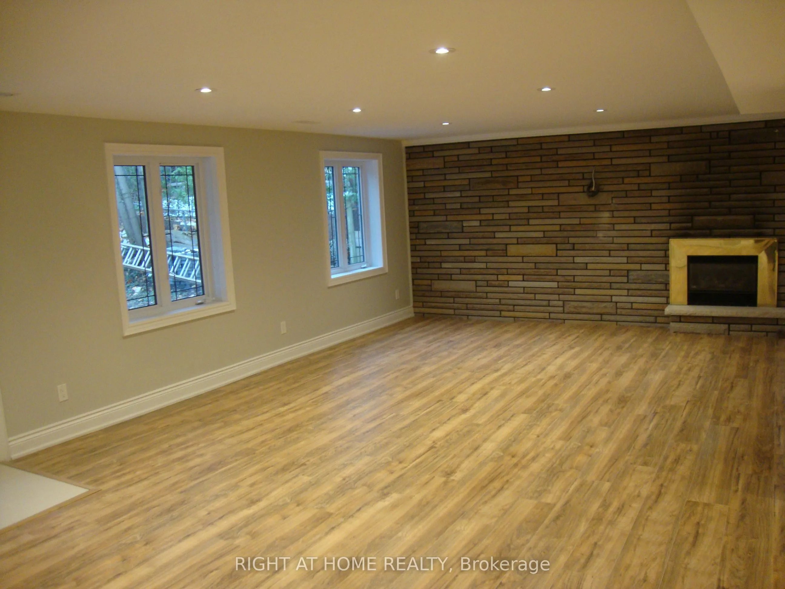 8 Delair Crescent, #Lower Level