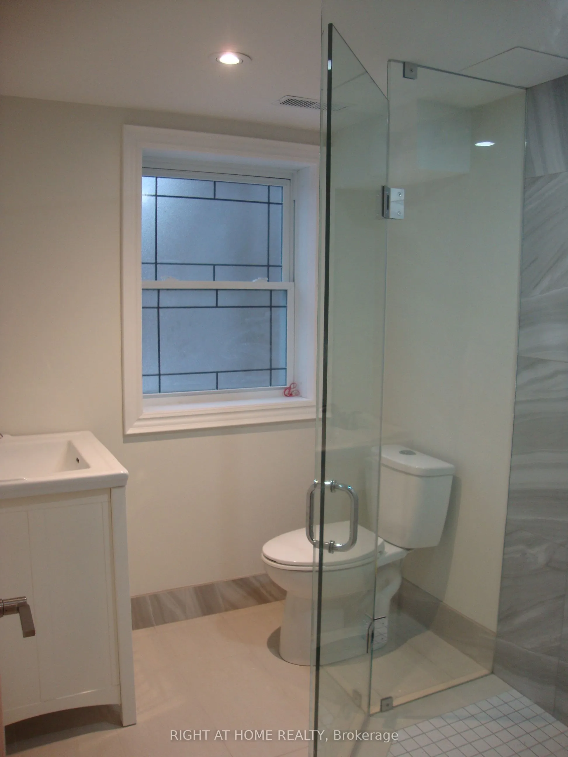 8 Delair Crescent, #Lower Level